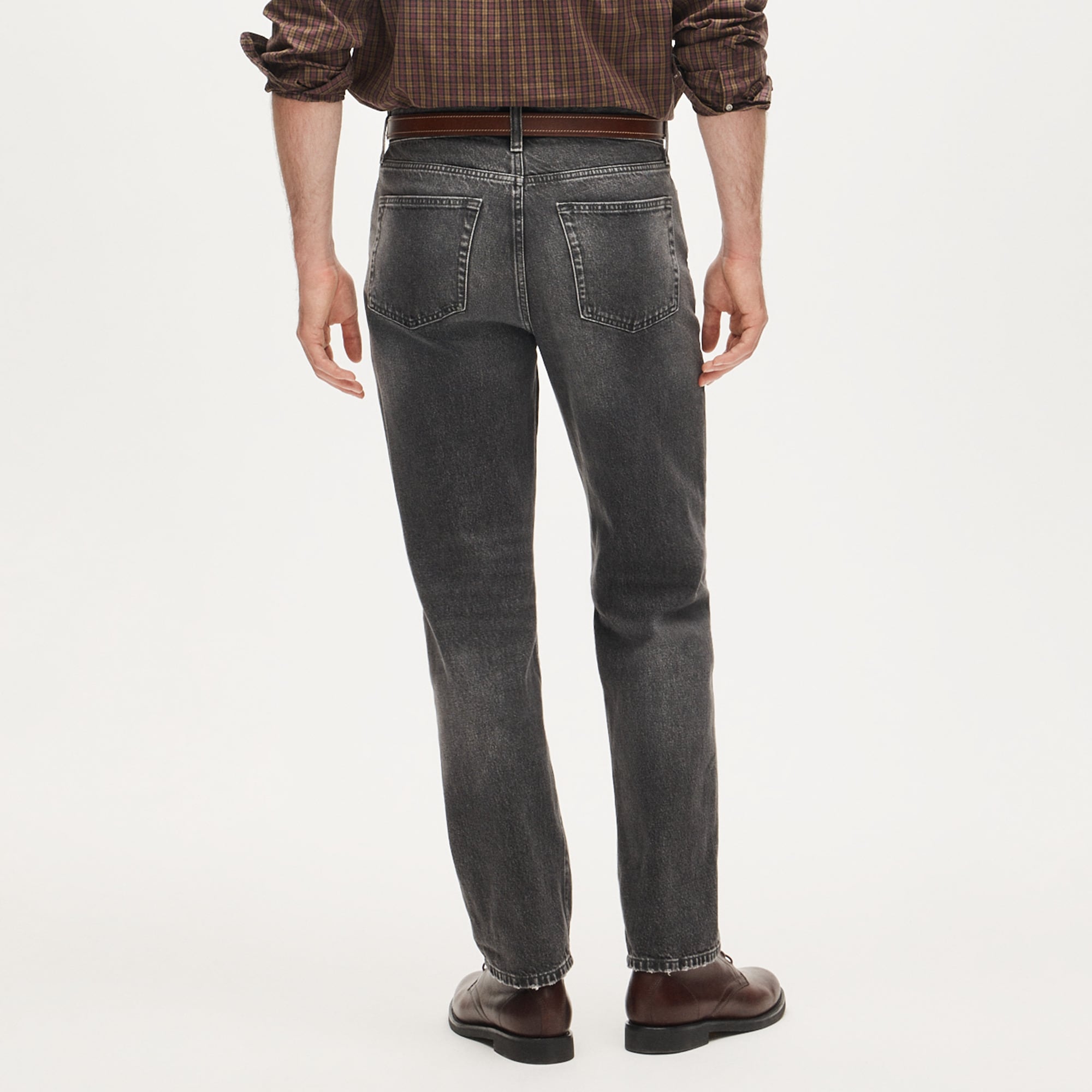 Classic jean in faded black wash