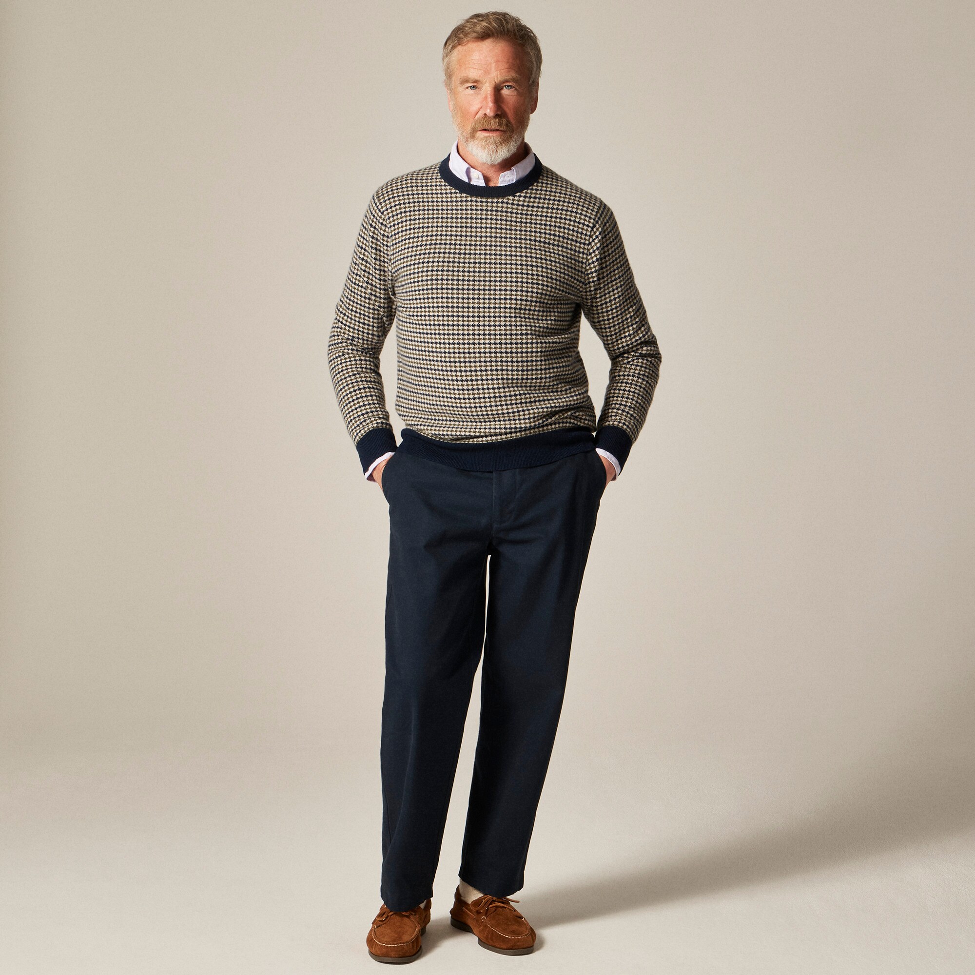 Cashmere crewneck sweater in houndstooth - thumbnail 2