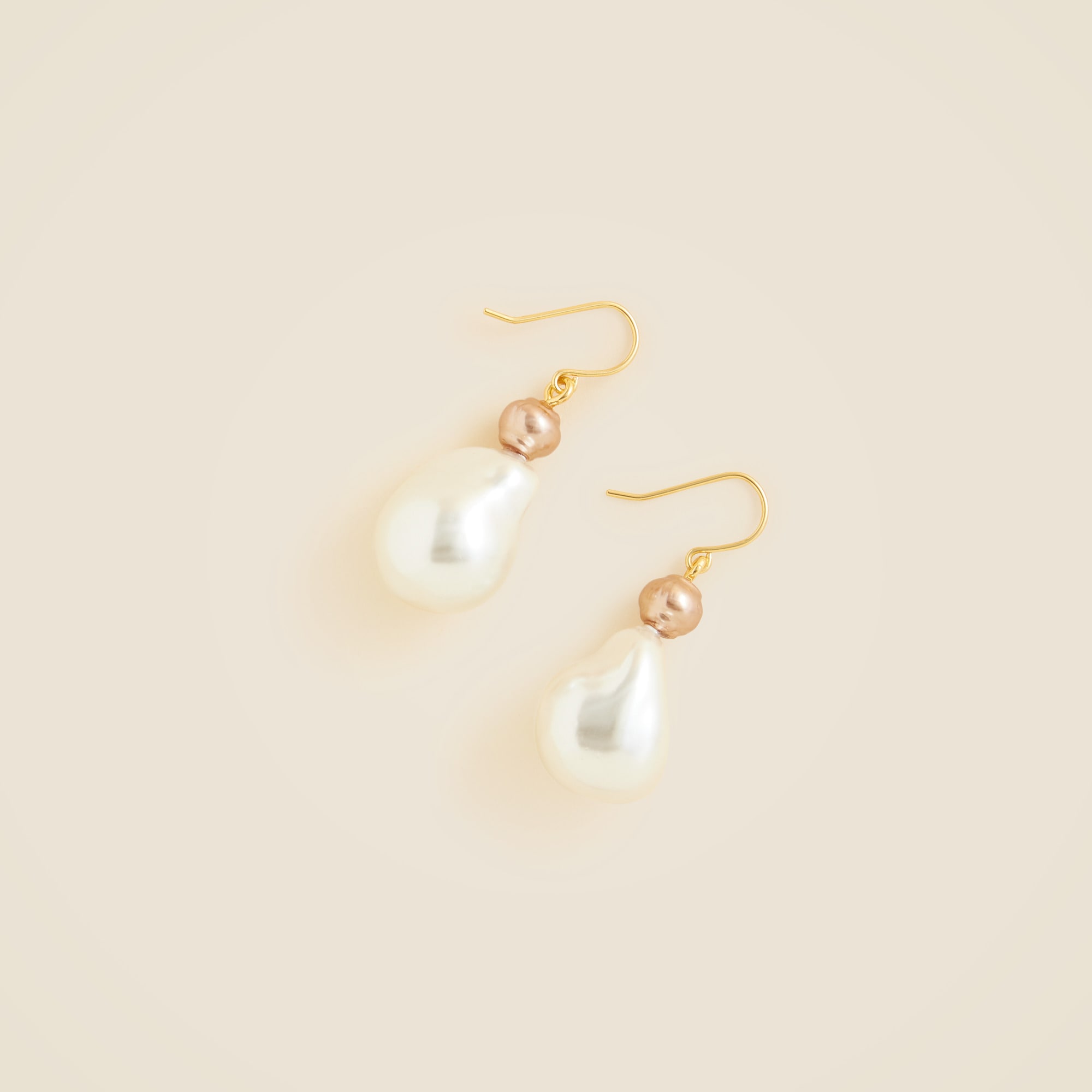 Freshwater pearl drop earrings