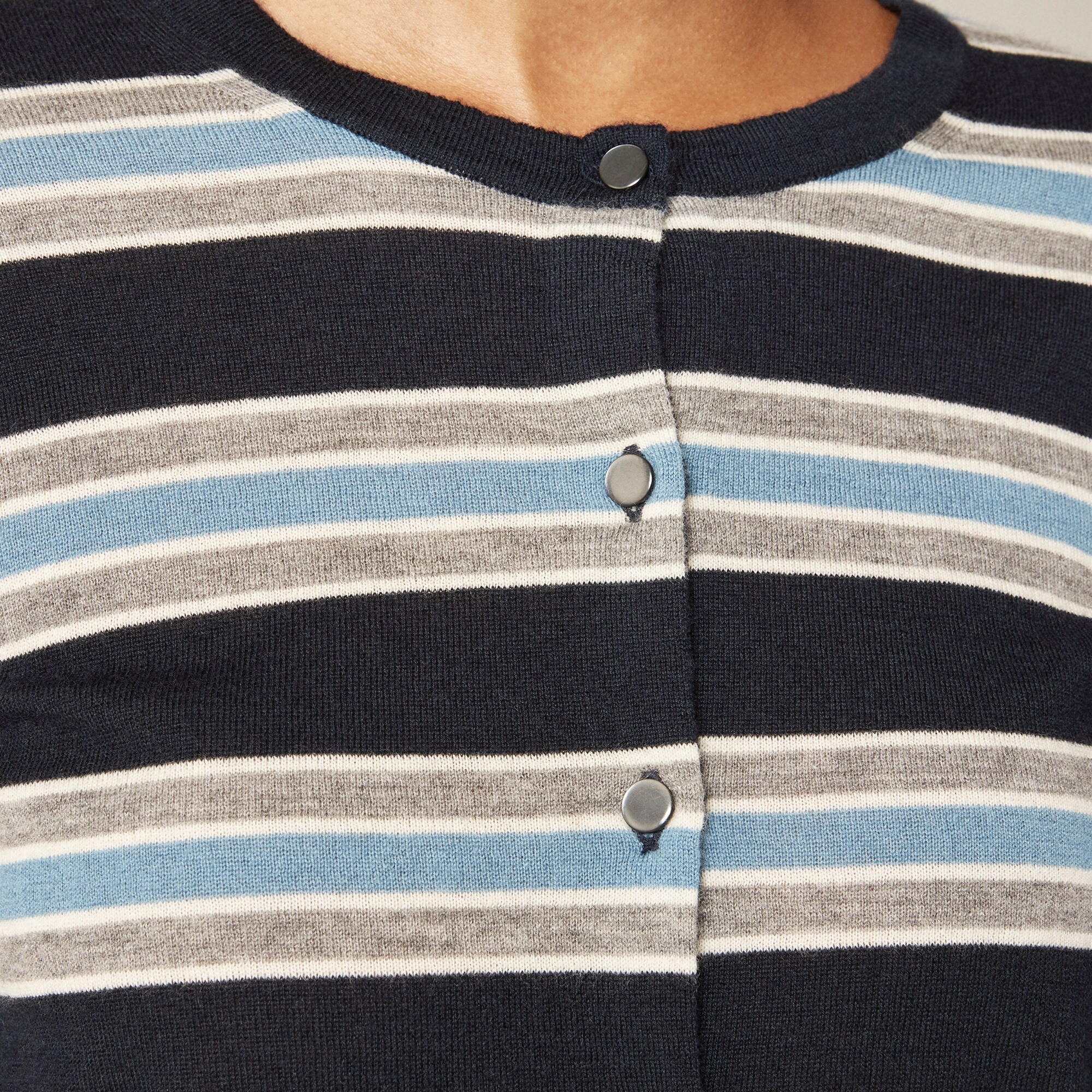 Featherweight cashmere cardigan in stripe