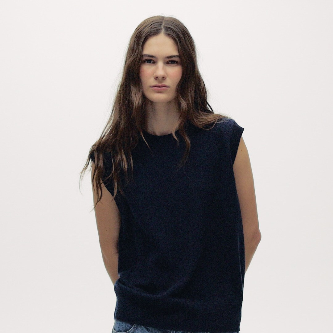 Cashmere relaxed sweater-vest