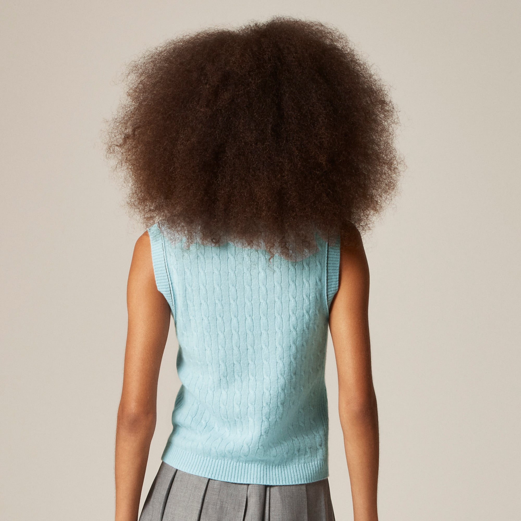 Cashmere cable-knit sweater shell with contrast trim - image 5