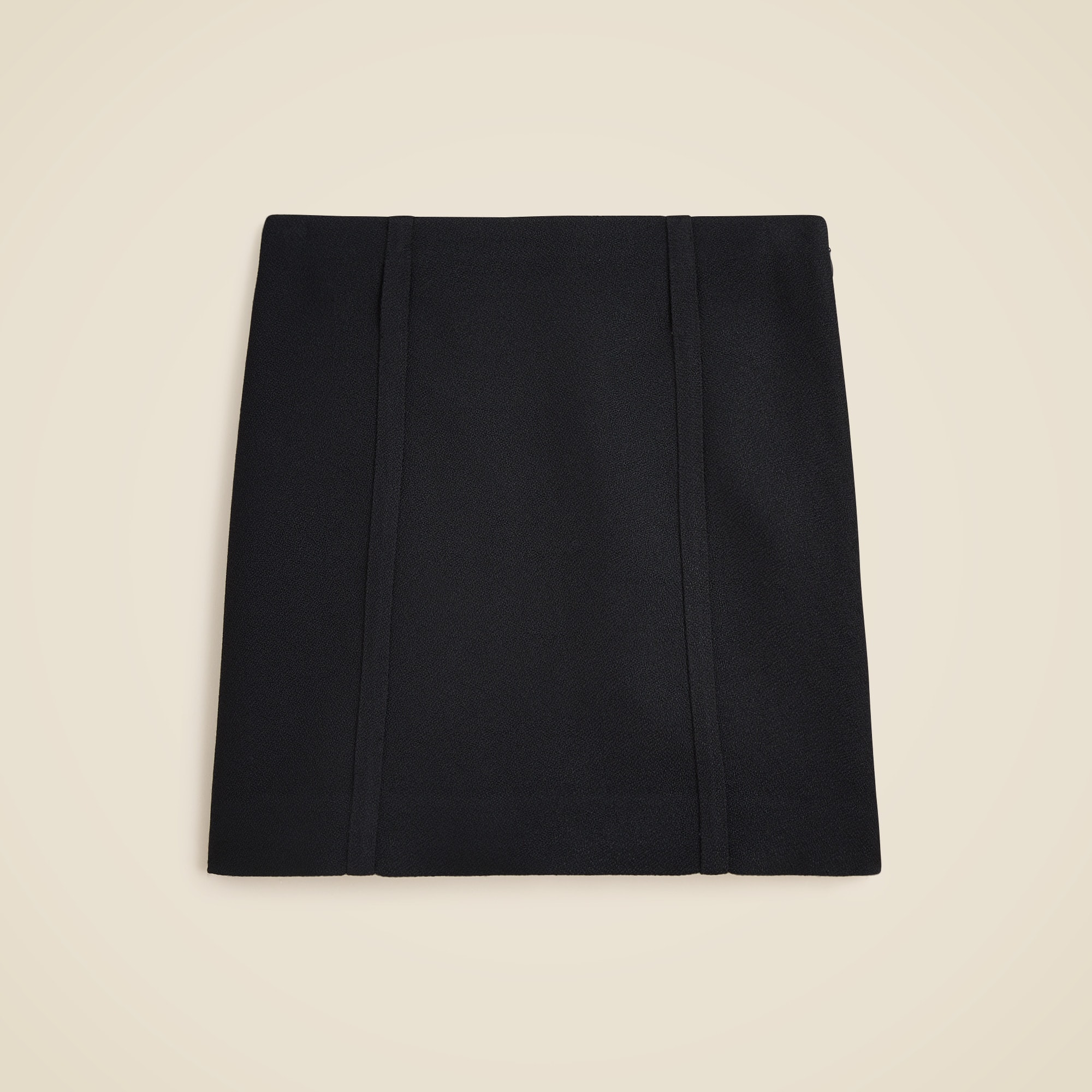 Mini skirt in bouclé