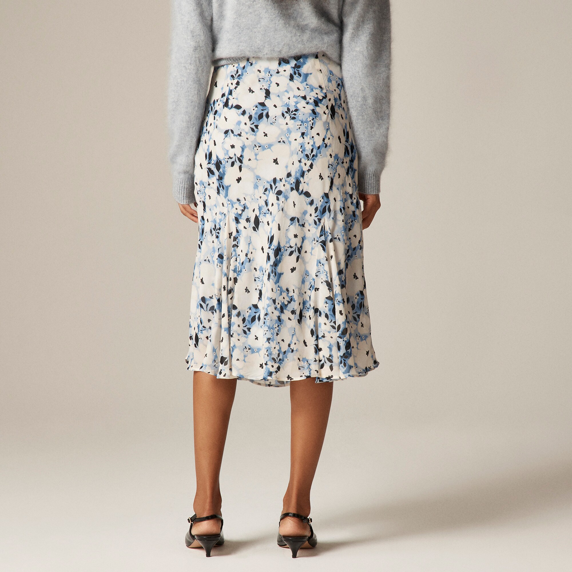 Gwyneth flounce-hem skirt in sky floral chiffon