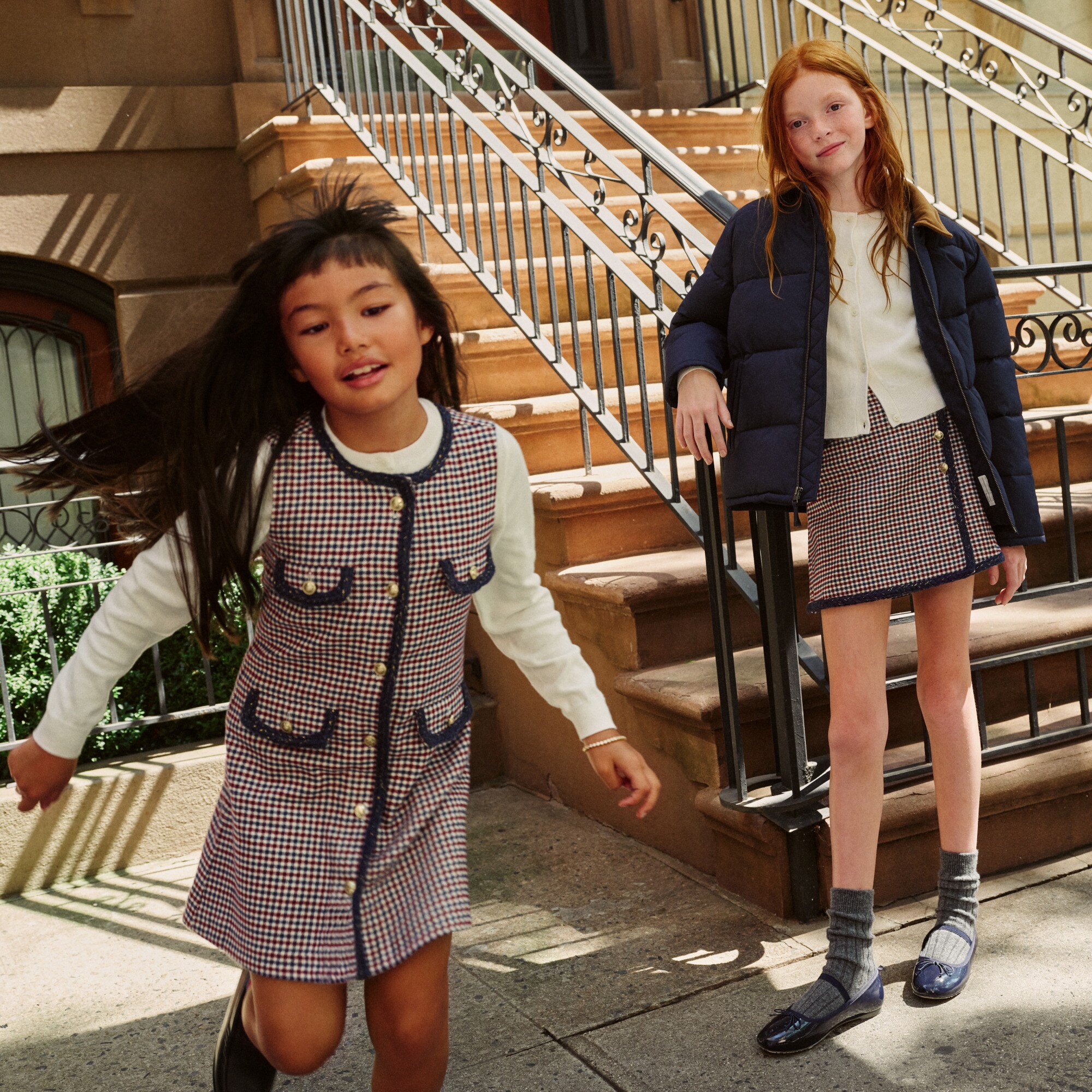 Girls' faux-wrap skirt in houndstooth