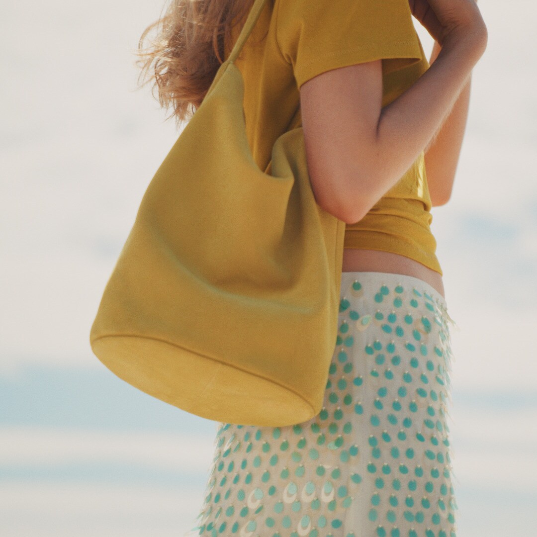 Berkeley bucket bag in suede