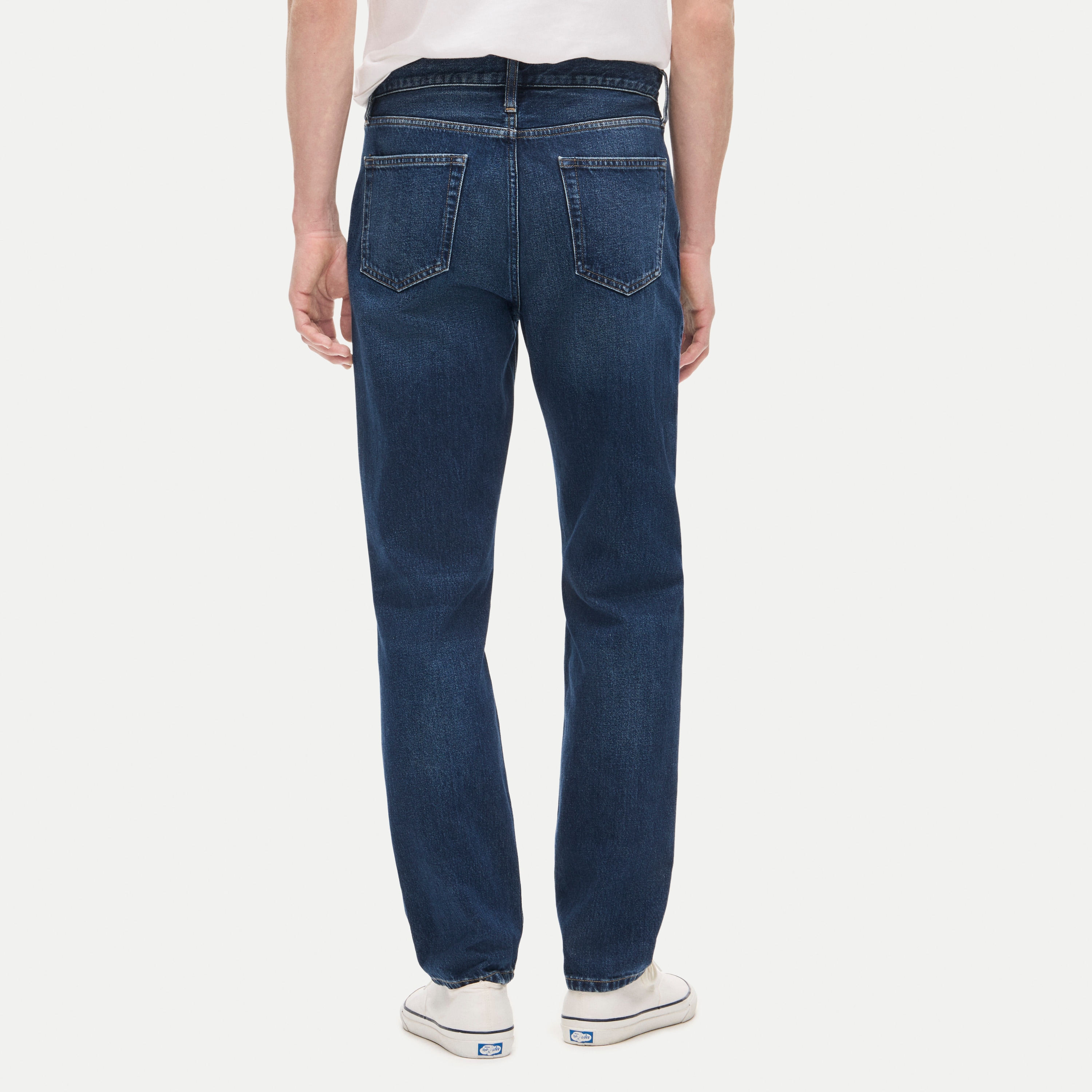 Classic Straight jean in vintage dark wash denim