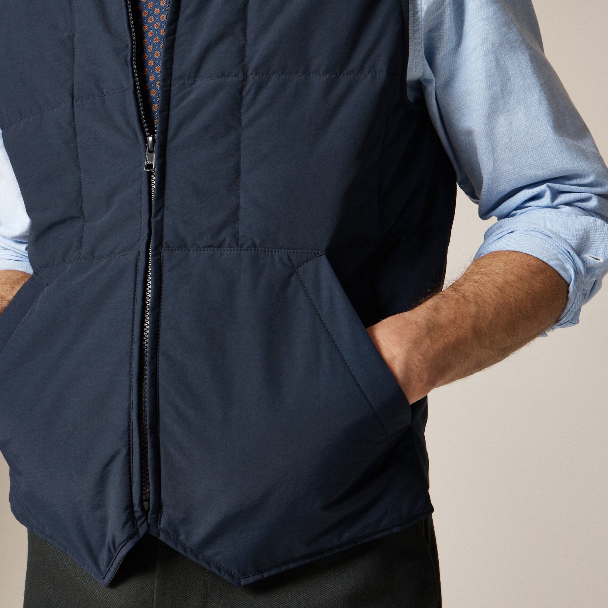 Box-quilt insulated vest with PrimaLoft®