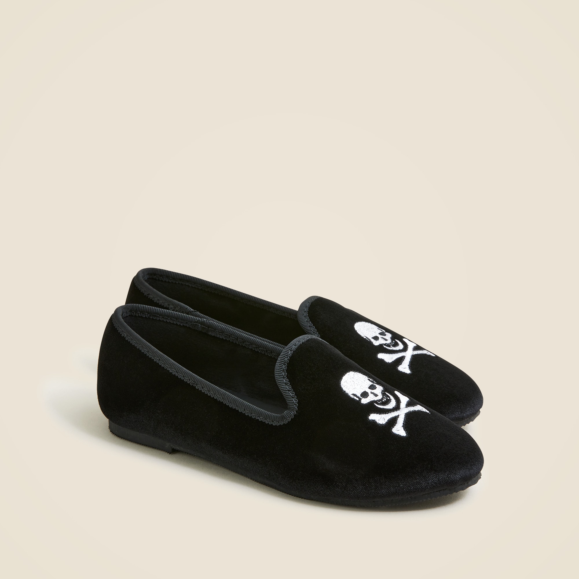 Kids' embroidered-skull velvet slip-on shoes
