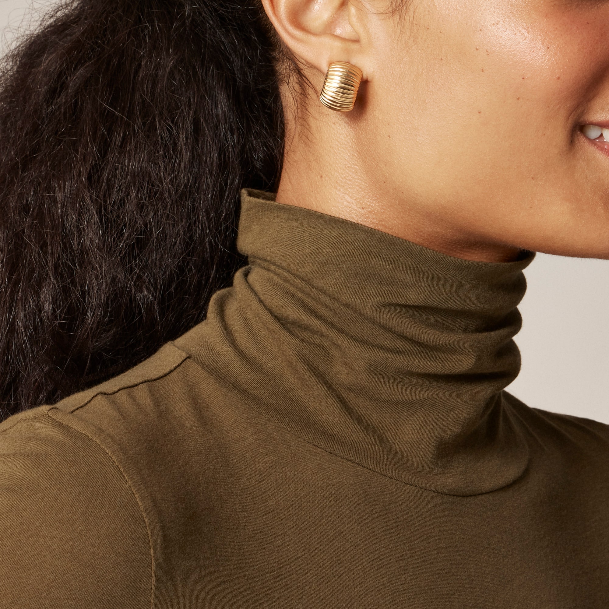 Feather jersey turtleneck