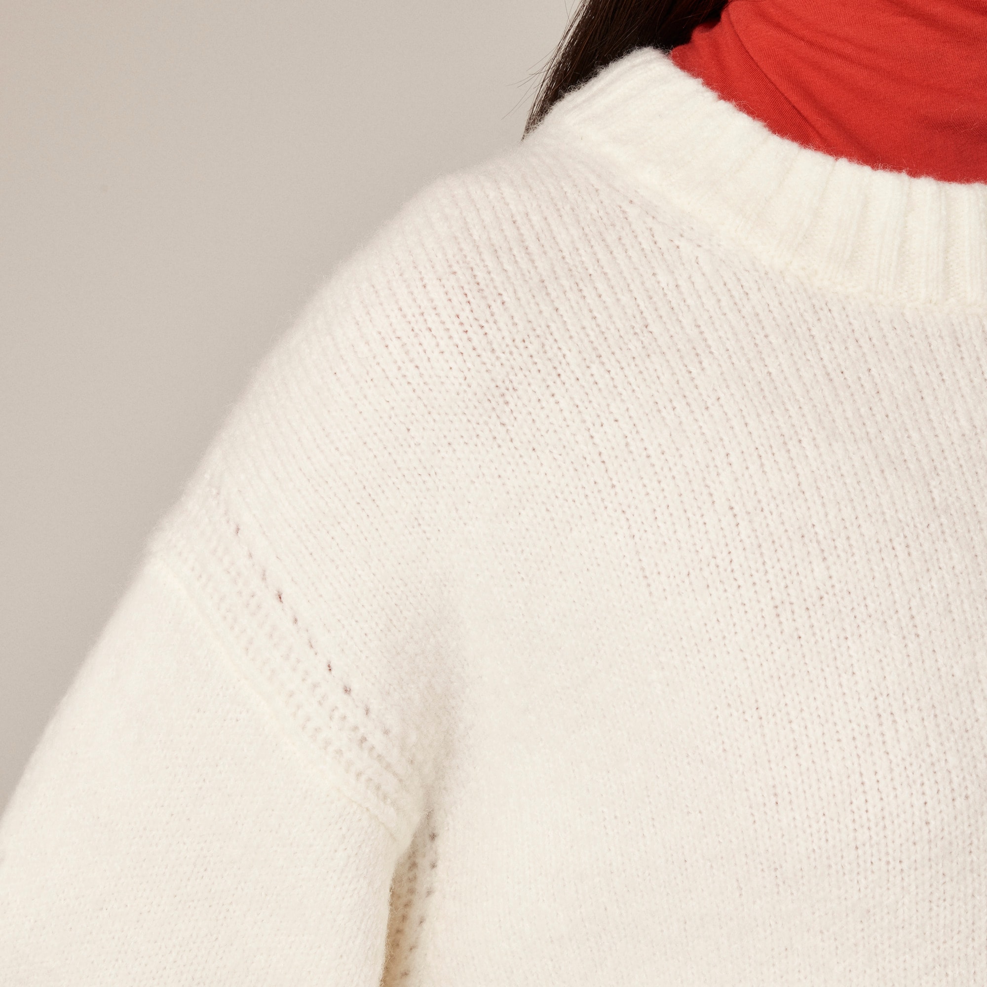 Relaxed crewneck pullover - image 4
