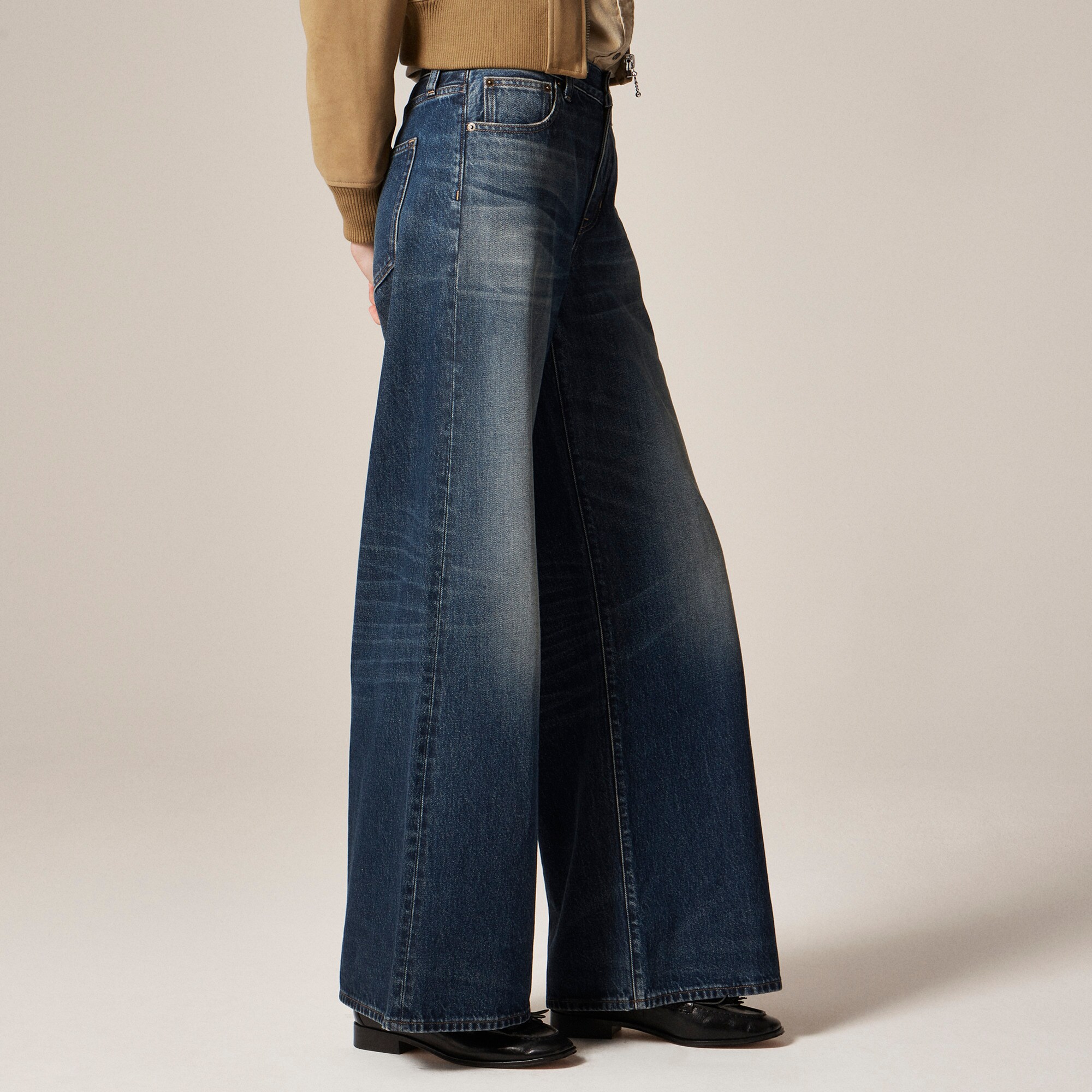 Mid-rise superwide-leg jean