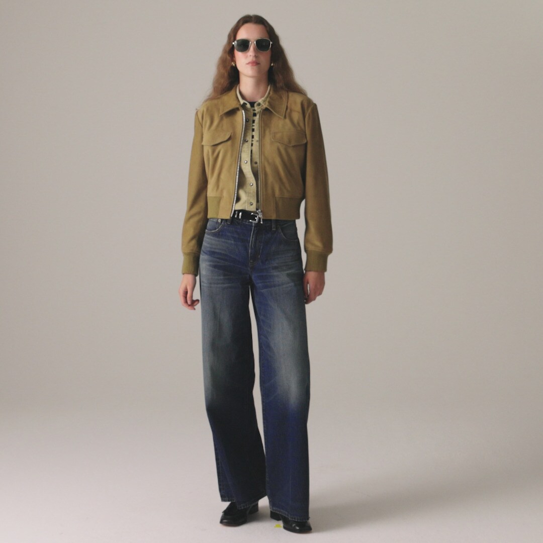Mid-rise superwide-leg jean
