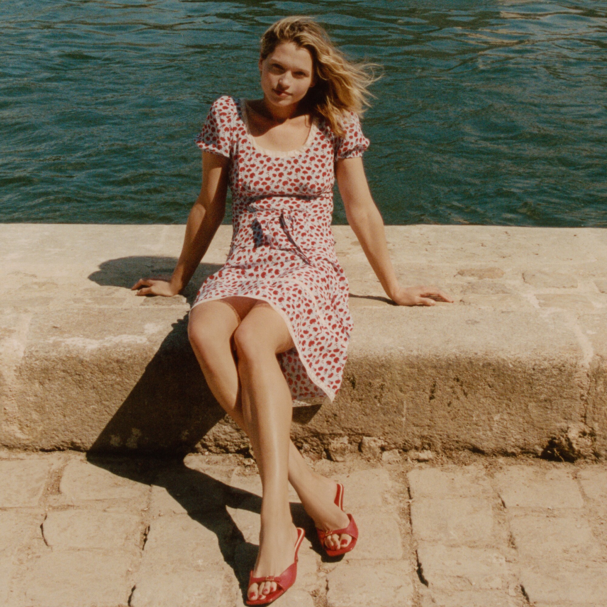 Robe J.Crew Factory Rayée Rouge Et Bleu - Taille 2XS - Longueur Genou, Coupe A-Line - Neuf Sans étiquettes