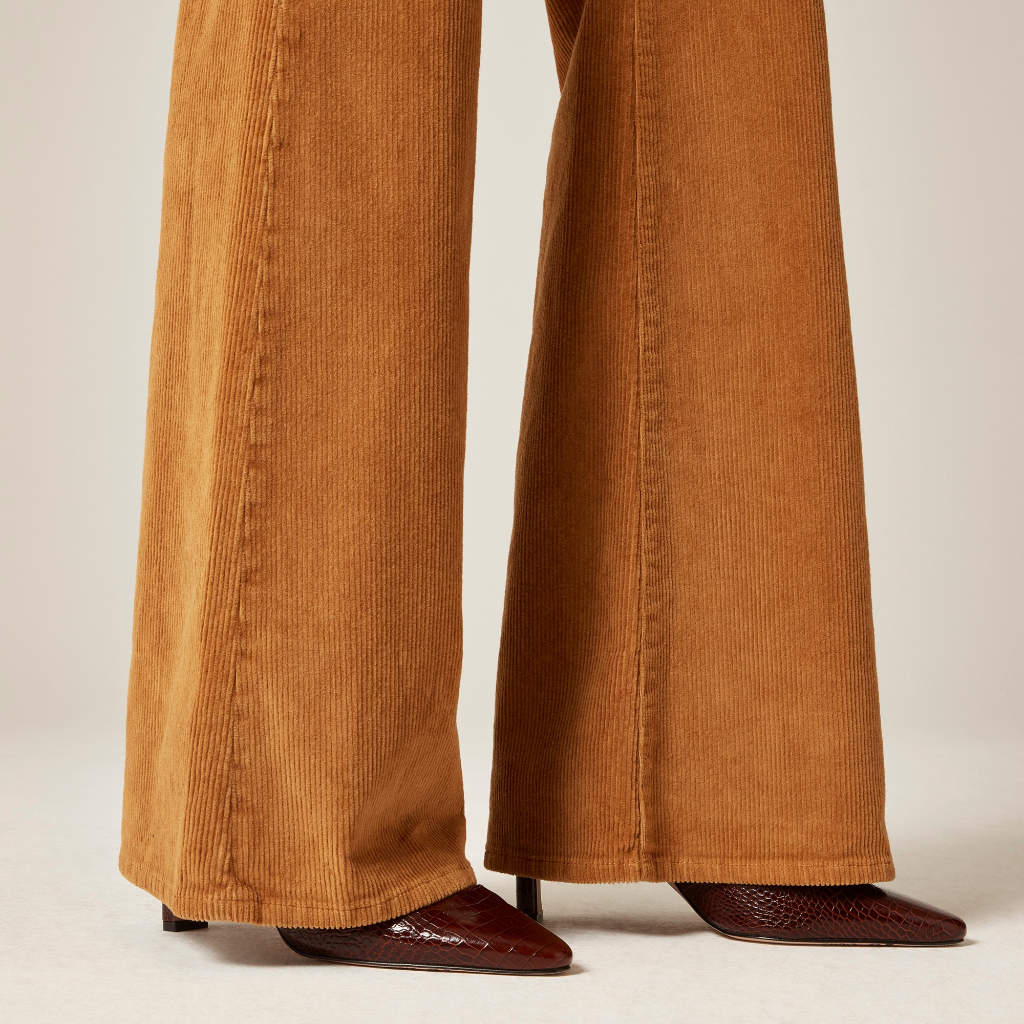 Vintage flare pant in corduroy