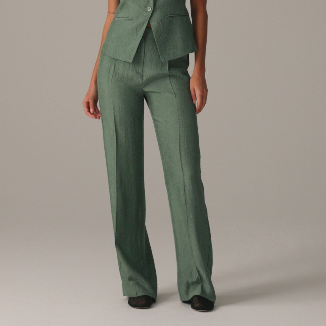 Essential wide-leg pant in textured satin
