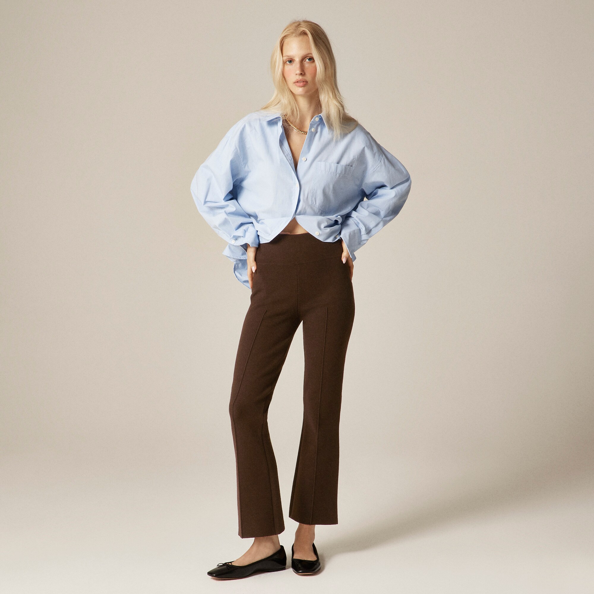  New Delaney kickout sweater pant
