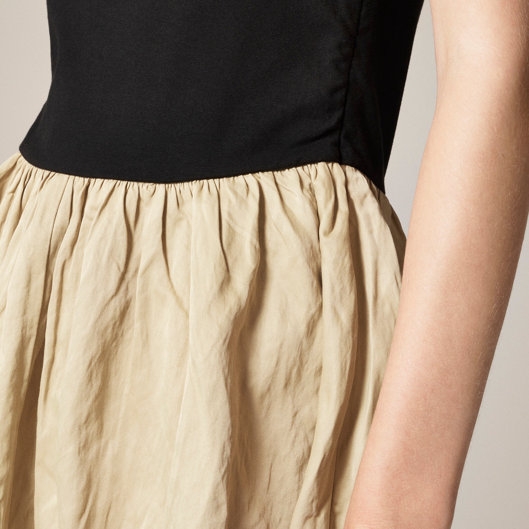 Boatneck mixy dress