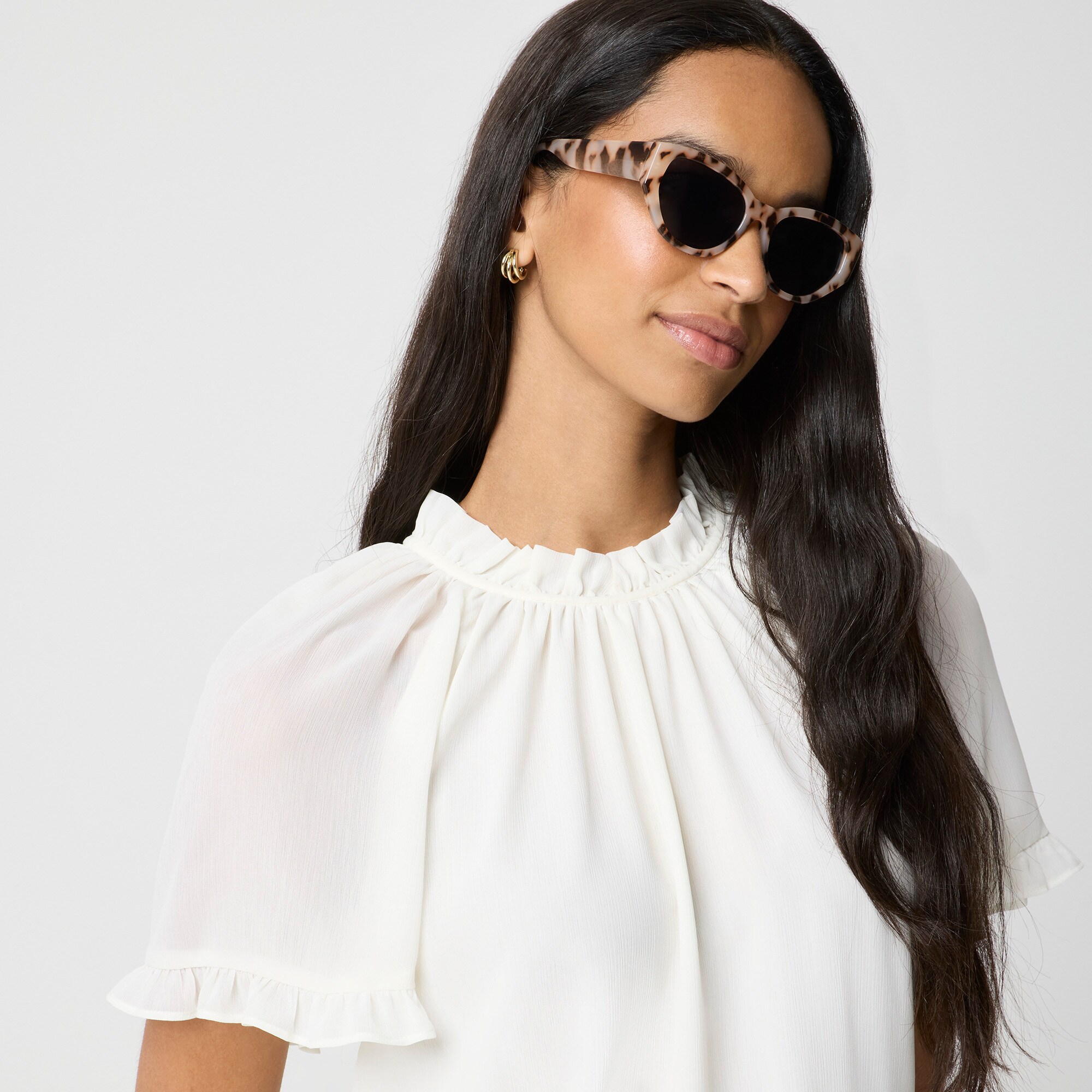 Short-sleeve ruffle top