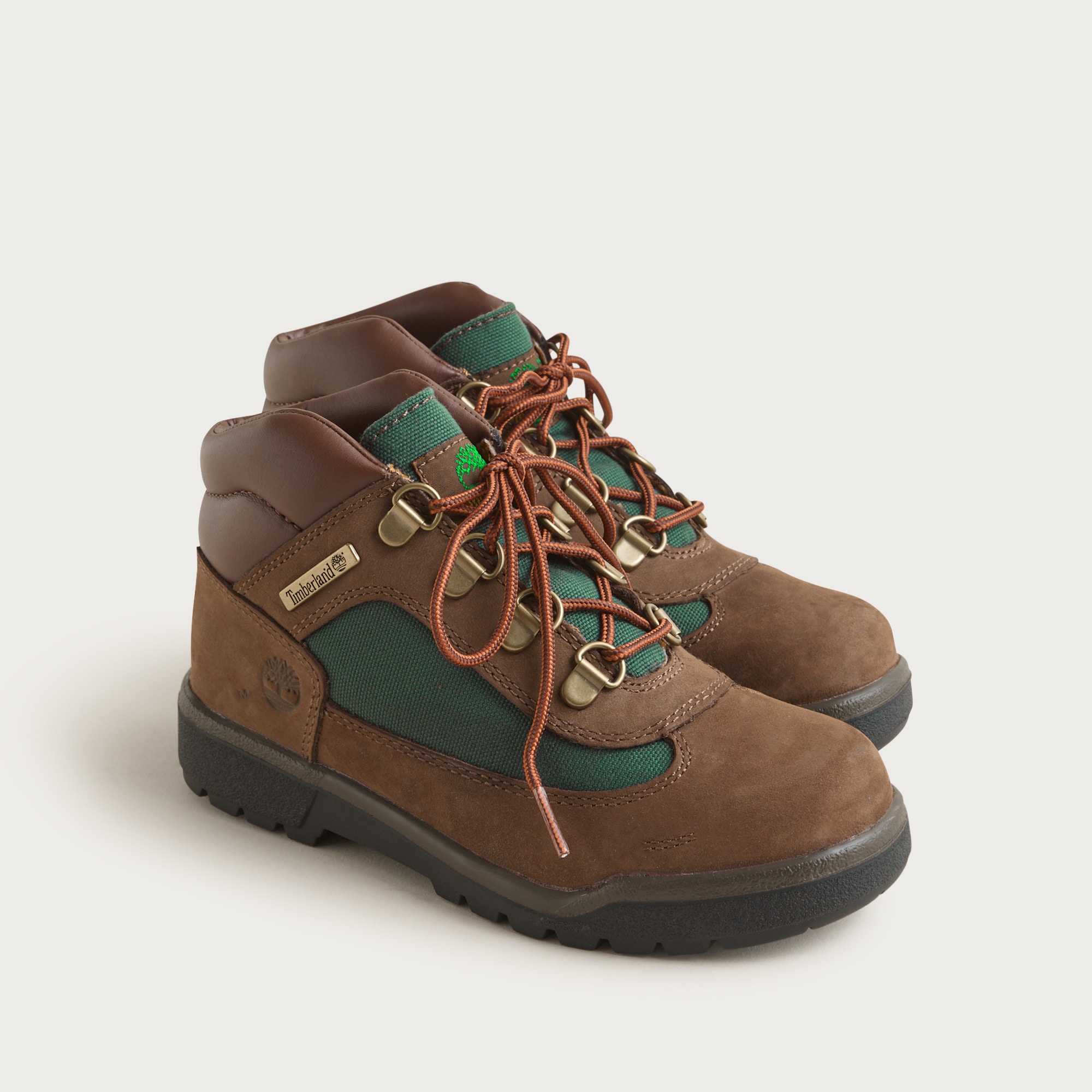 timberland&reg; youth field boots for boys