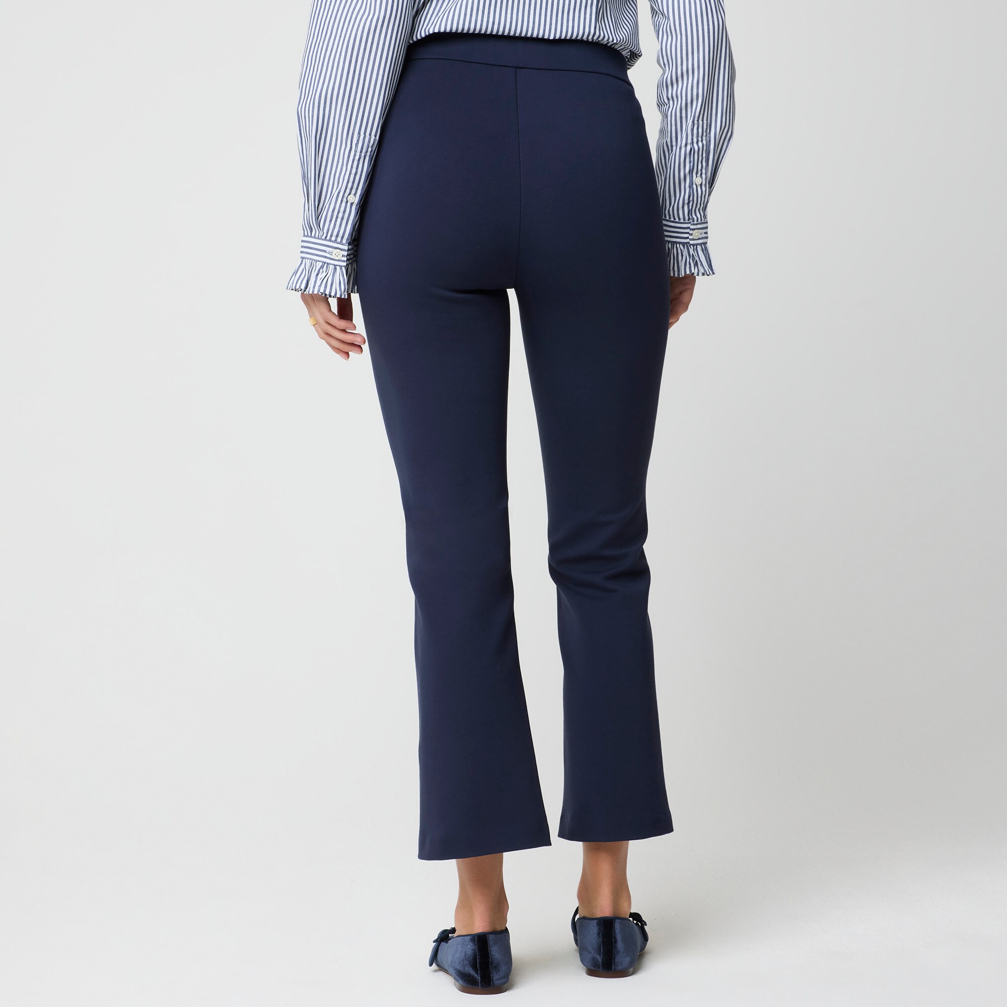 Ponte cropped pull-on pant