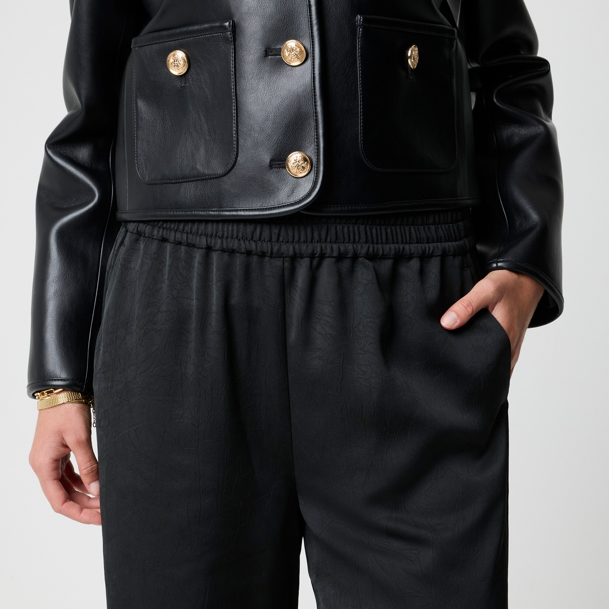 Shiny crinkled pull-on pant