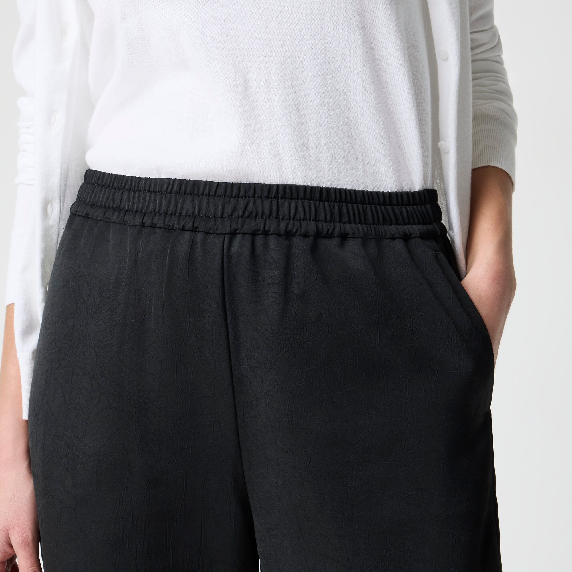 Shiny crinkled pull-on pant