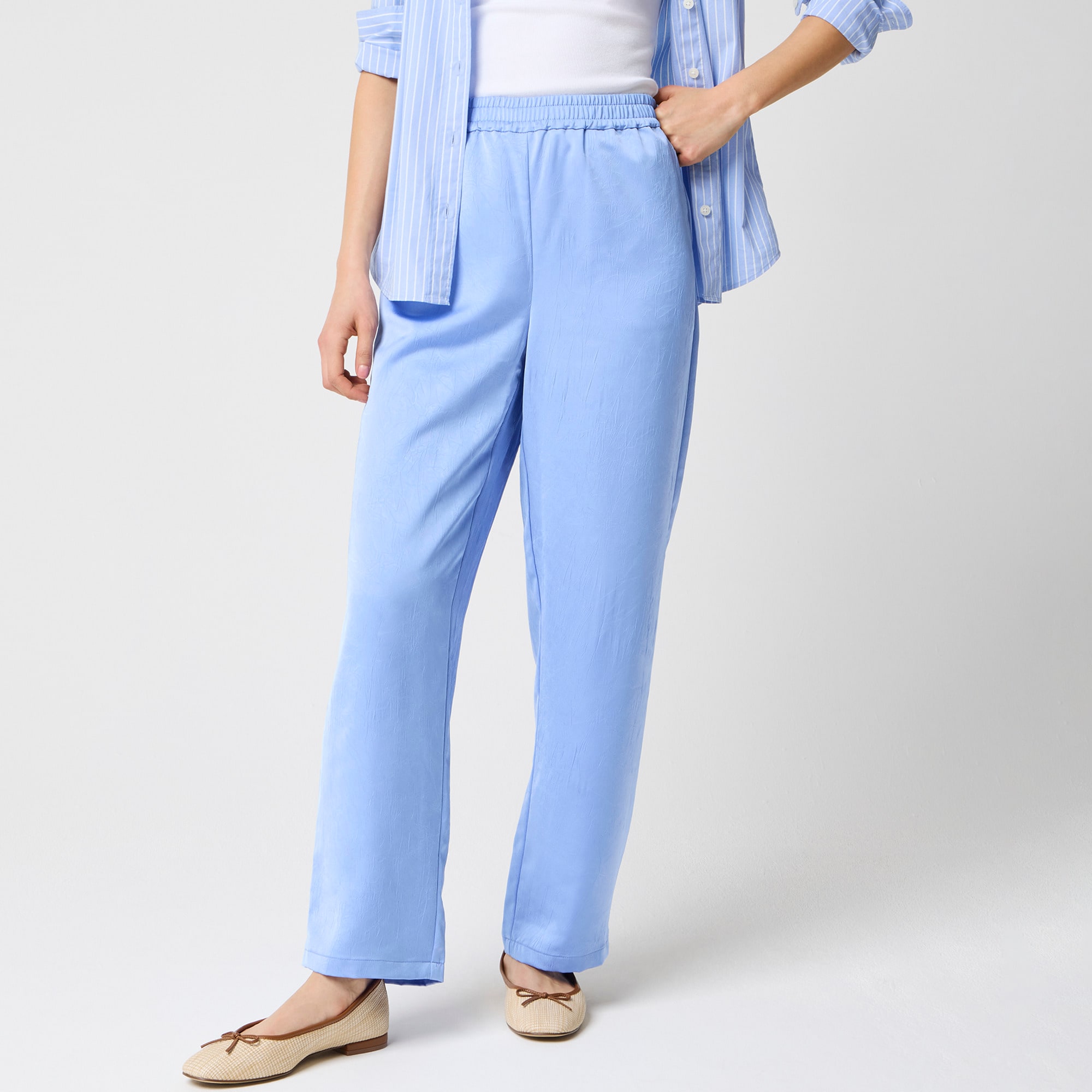 Shiny crinkled pull-on pant - image 4