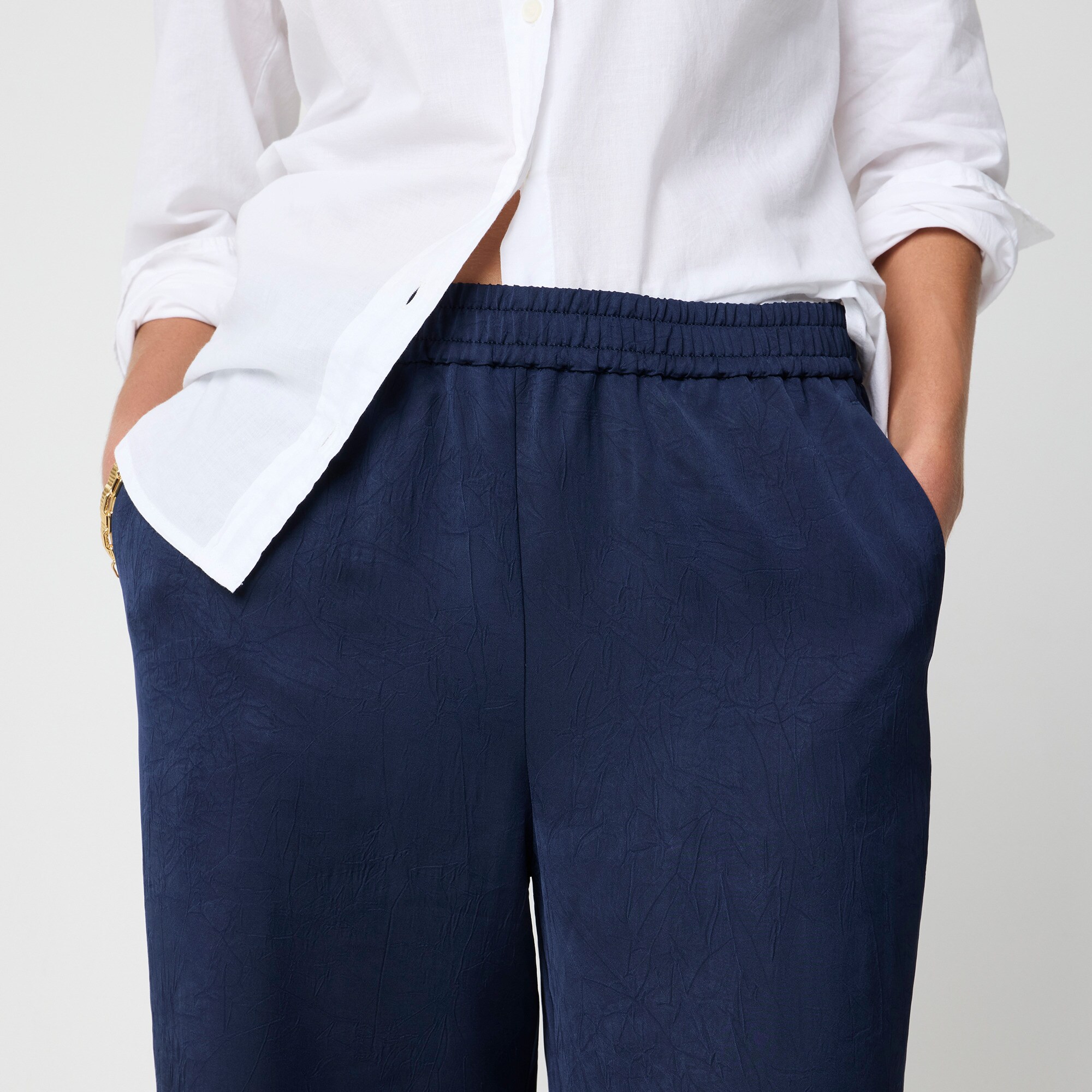 Shiny crinkled pull-on pant