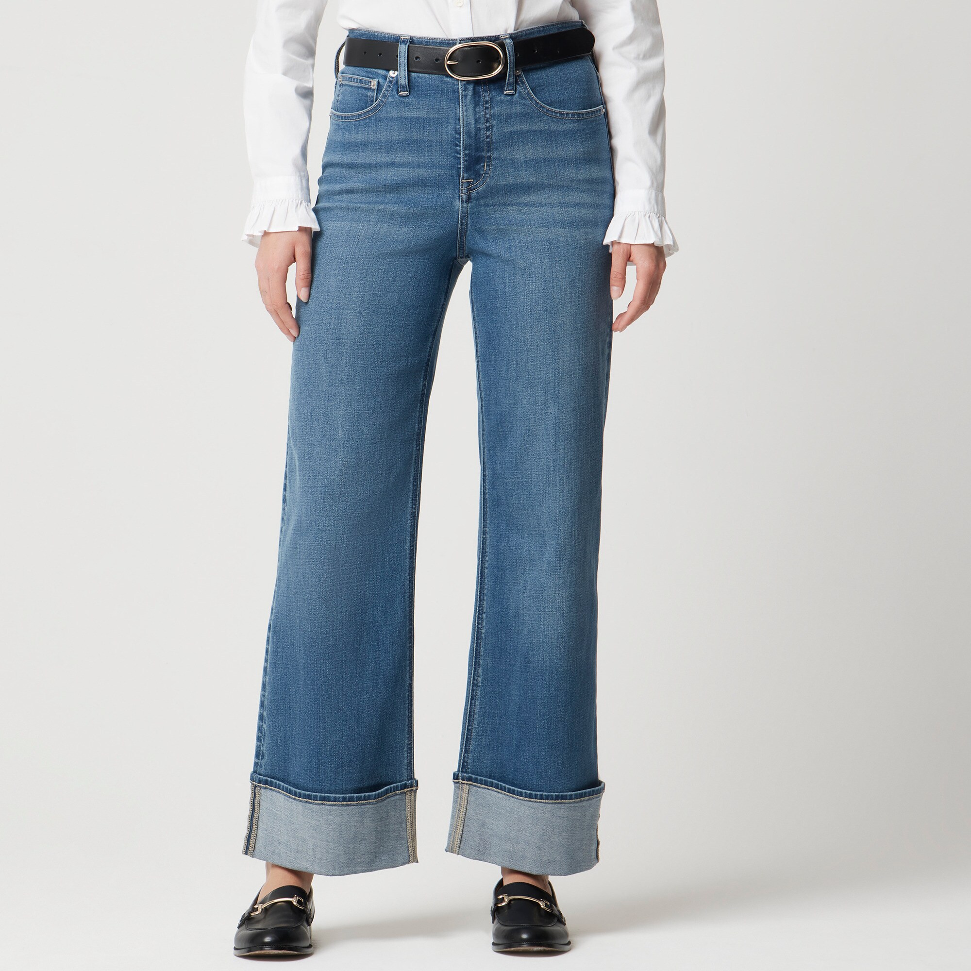  Classic wide-leg cuffed jean in all-day stretch