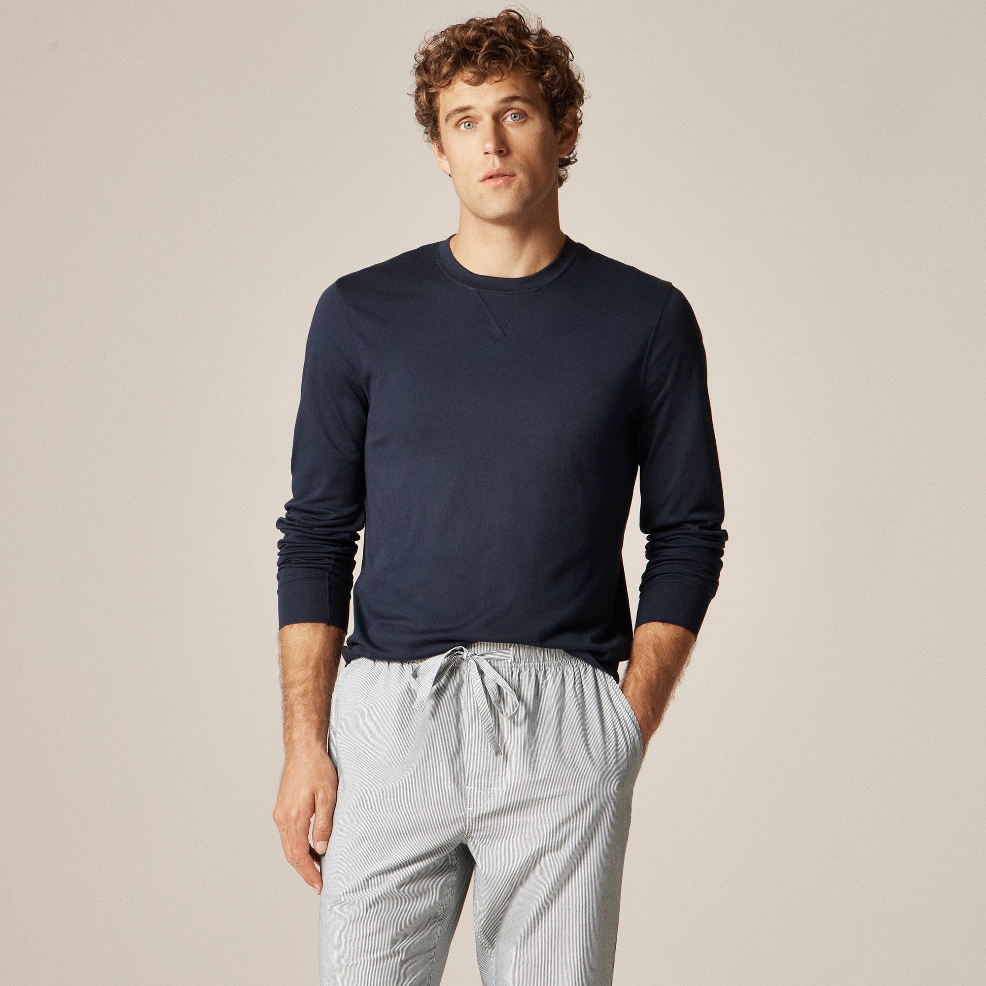  Performance crewneck with COOLMAX&reg; technology
