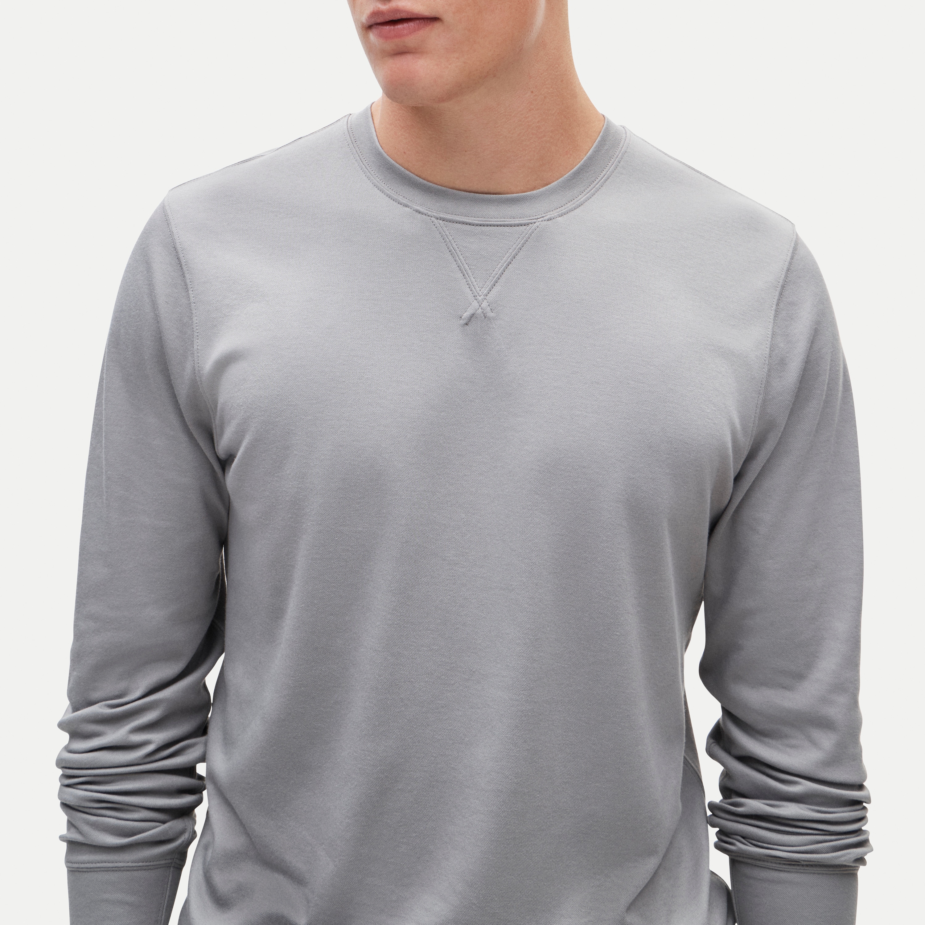 Performance crewneck with COOLMAX® technology