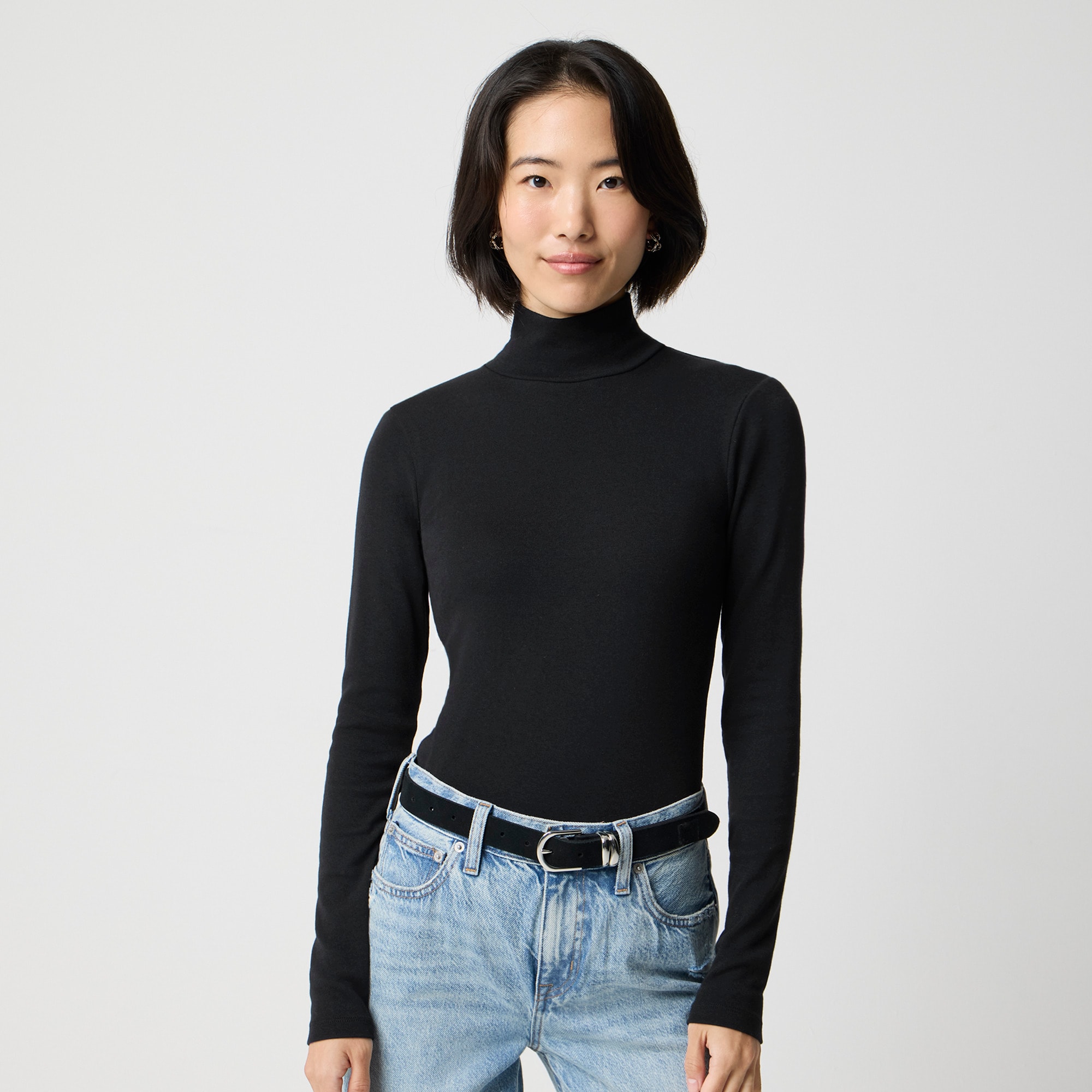 Long-sleeve everyday mockneck tee