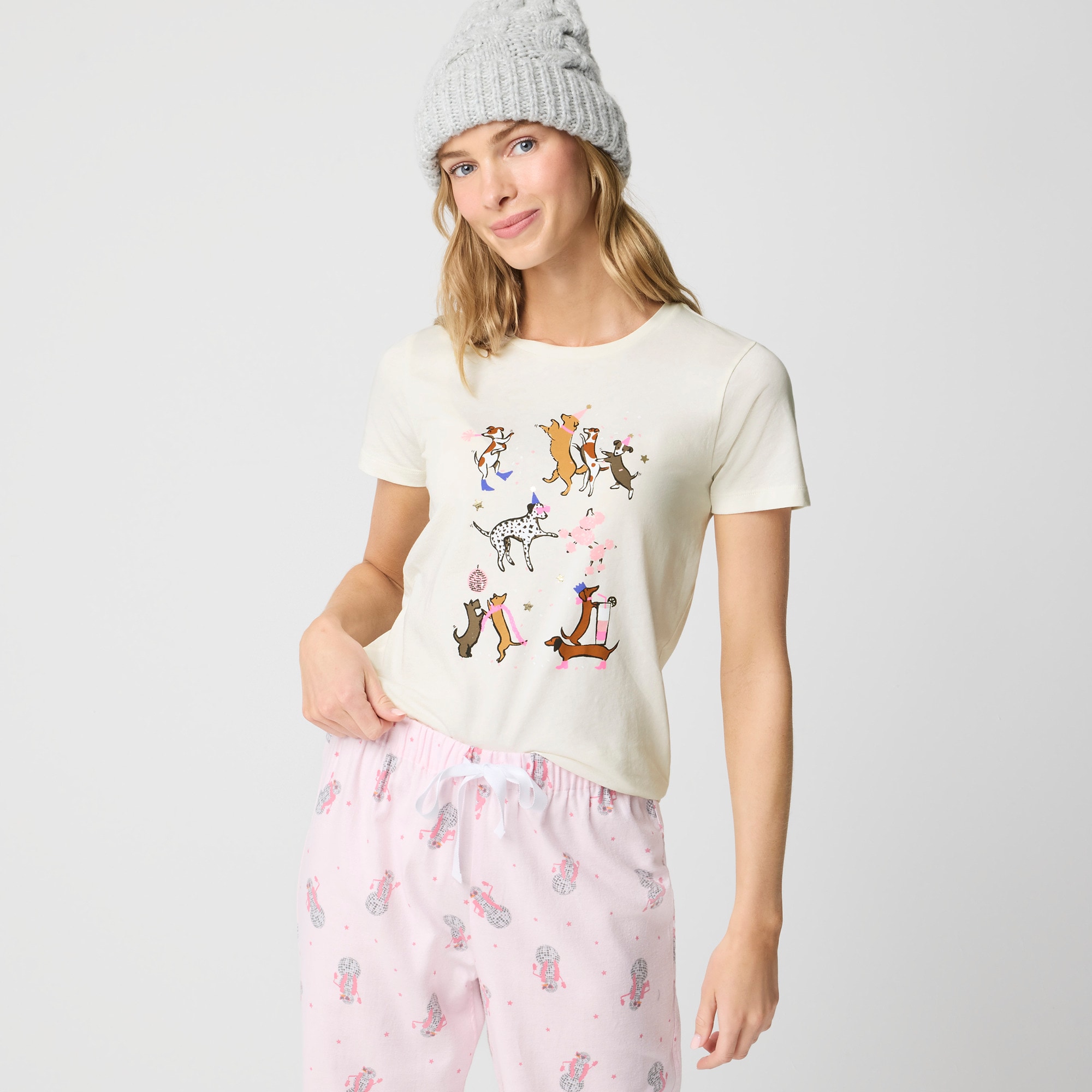  Party dogs graphic tee