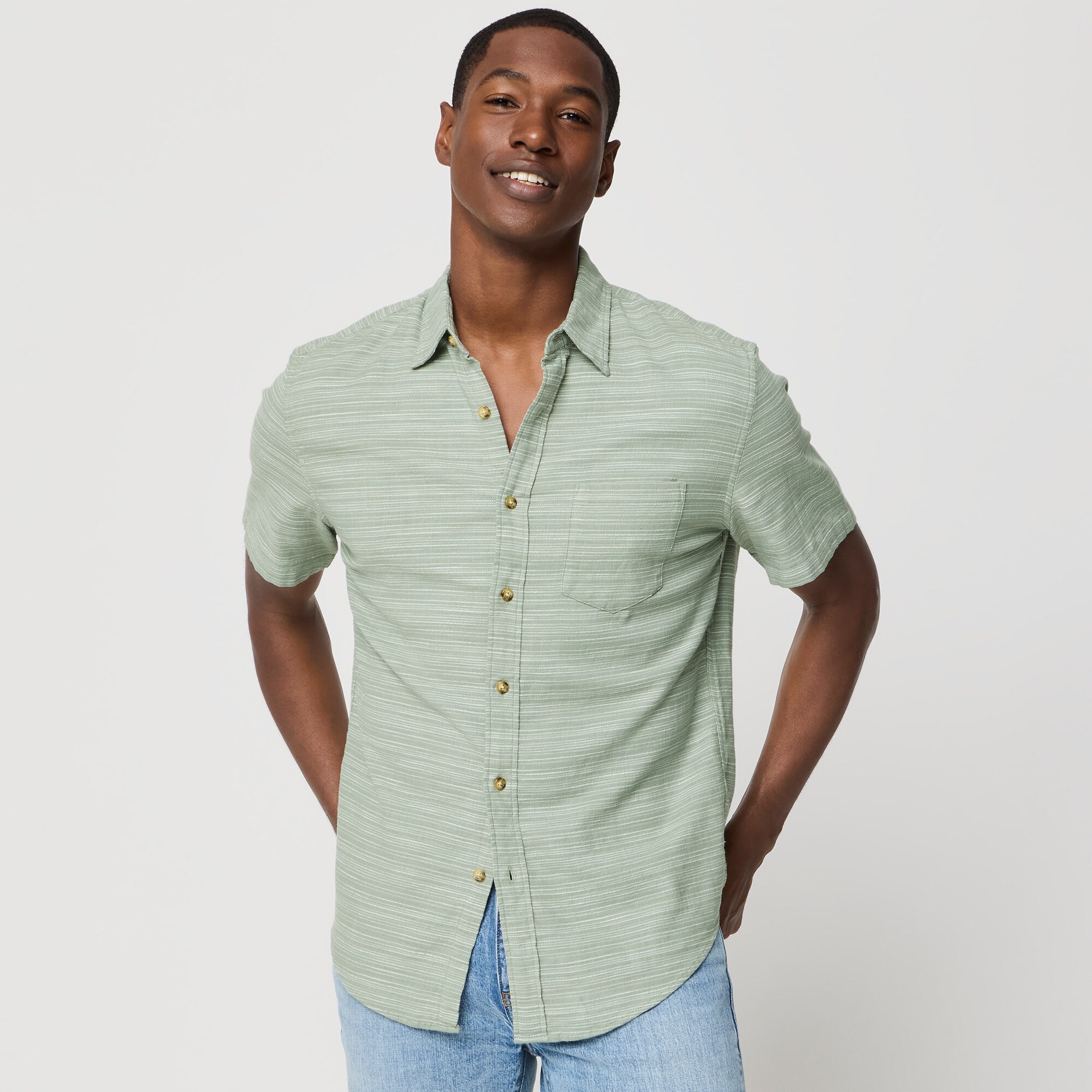 Short-sleeve slub dobby shirt