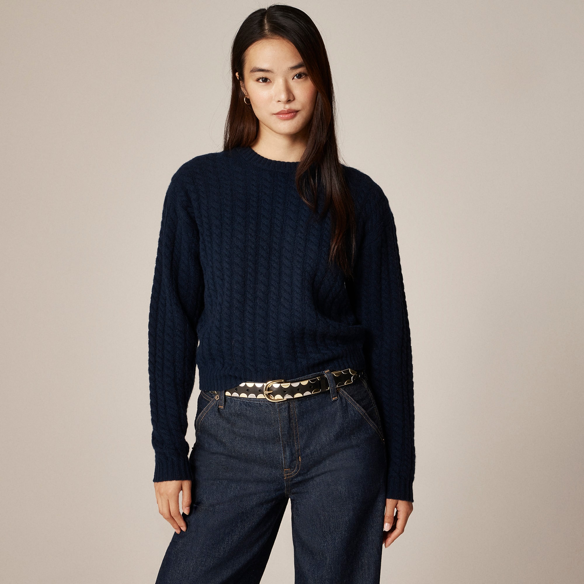 Perfect cashmere cable-knit crewneck sweater