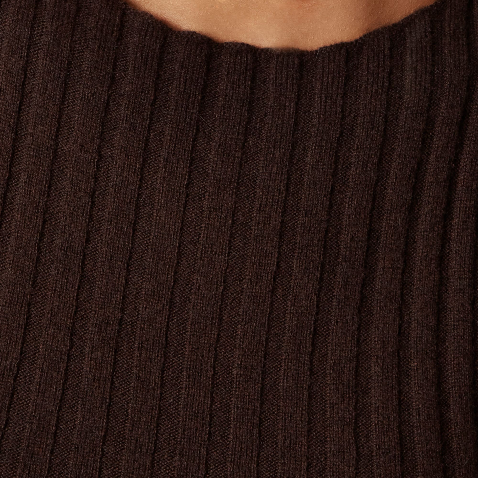 Wide-rib cashmere sweater shell