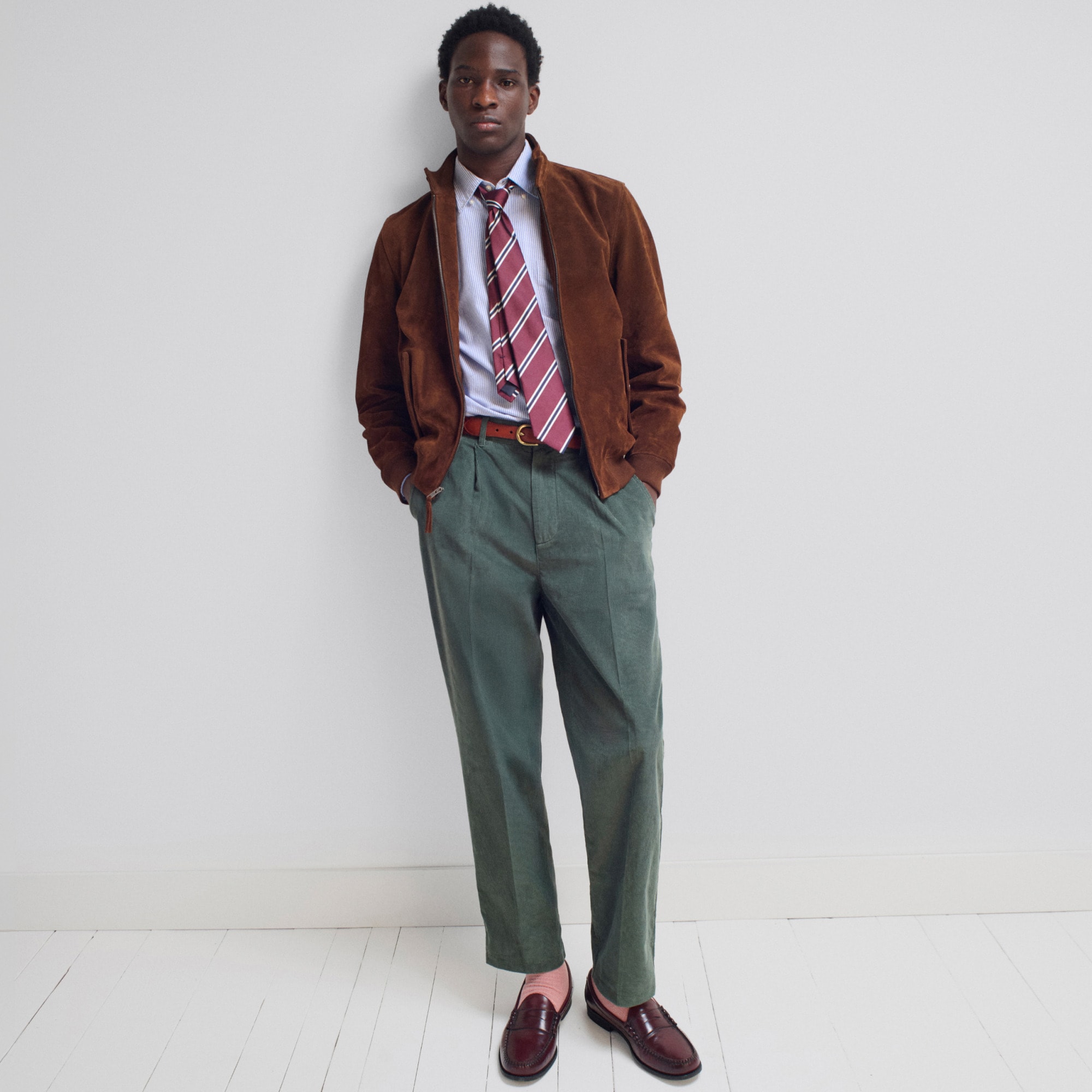 Classic-fit pleated 14-wale corduroy trouser