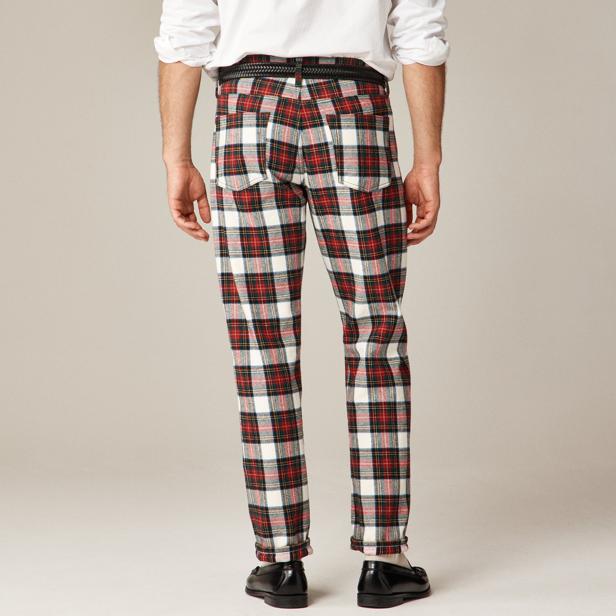 Classic five-pocket twill pant in Stewart tartan