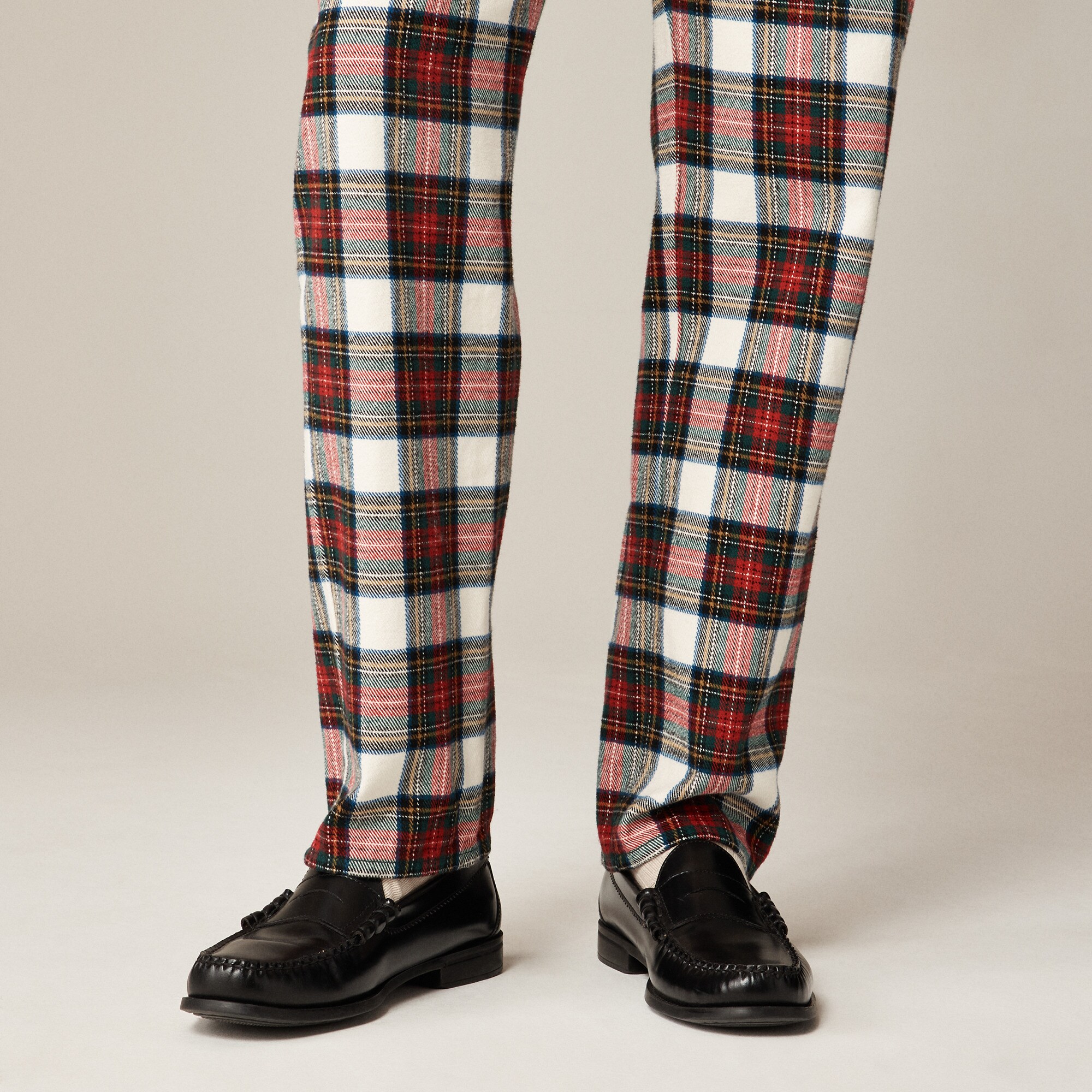 Classic five-pocket twill pant in Stewart tartan
