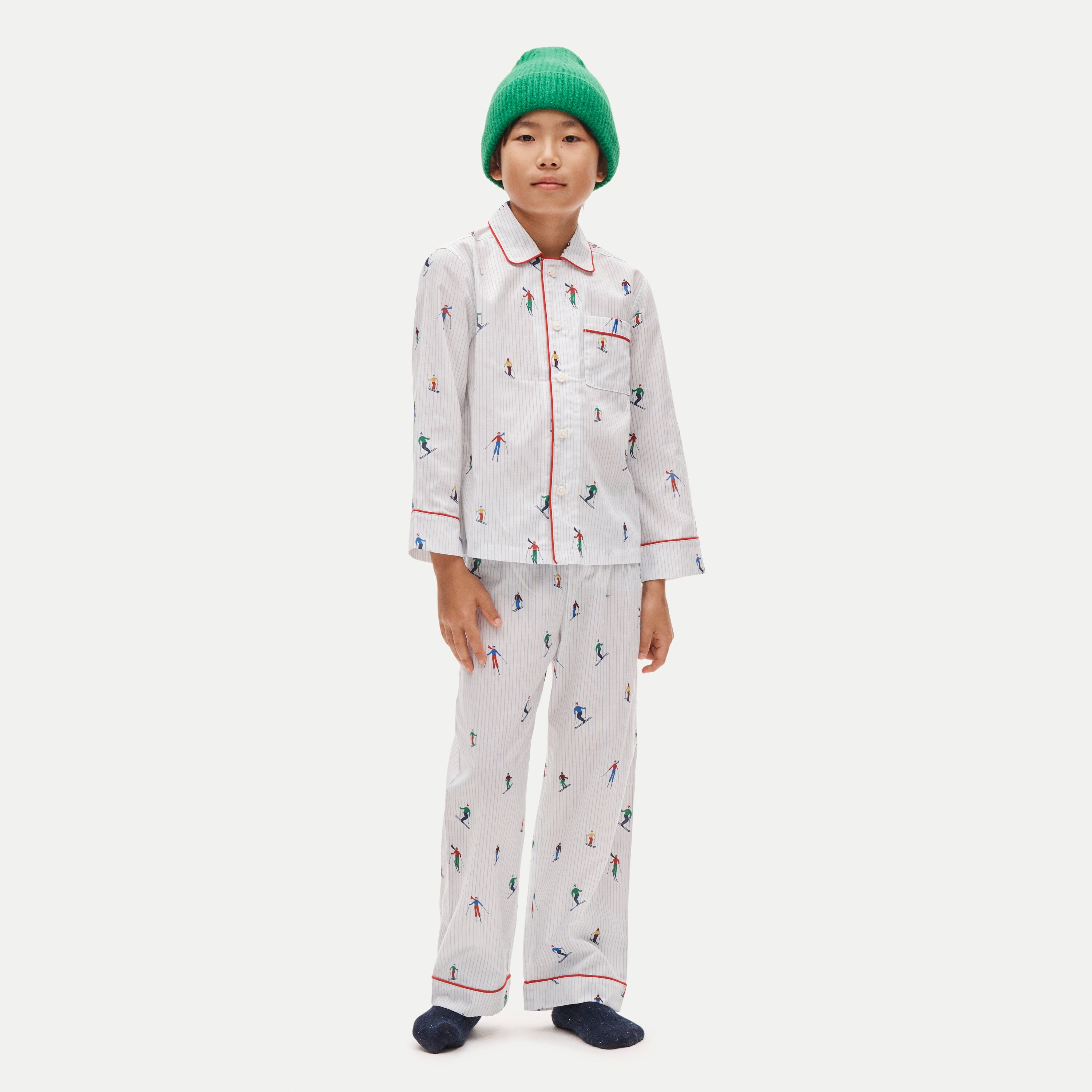 Kids' pajama set in ski print