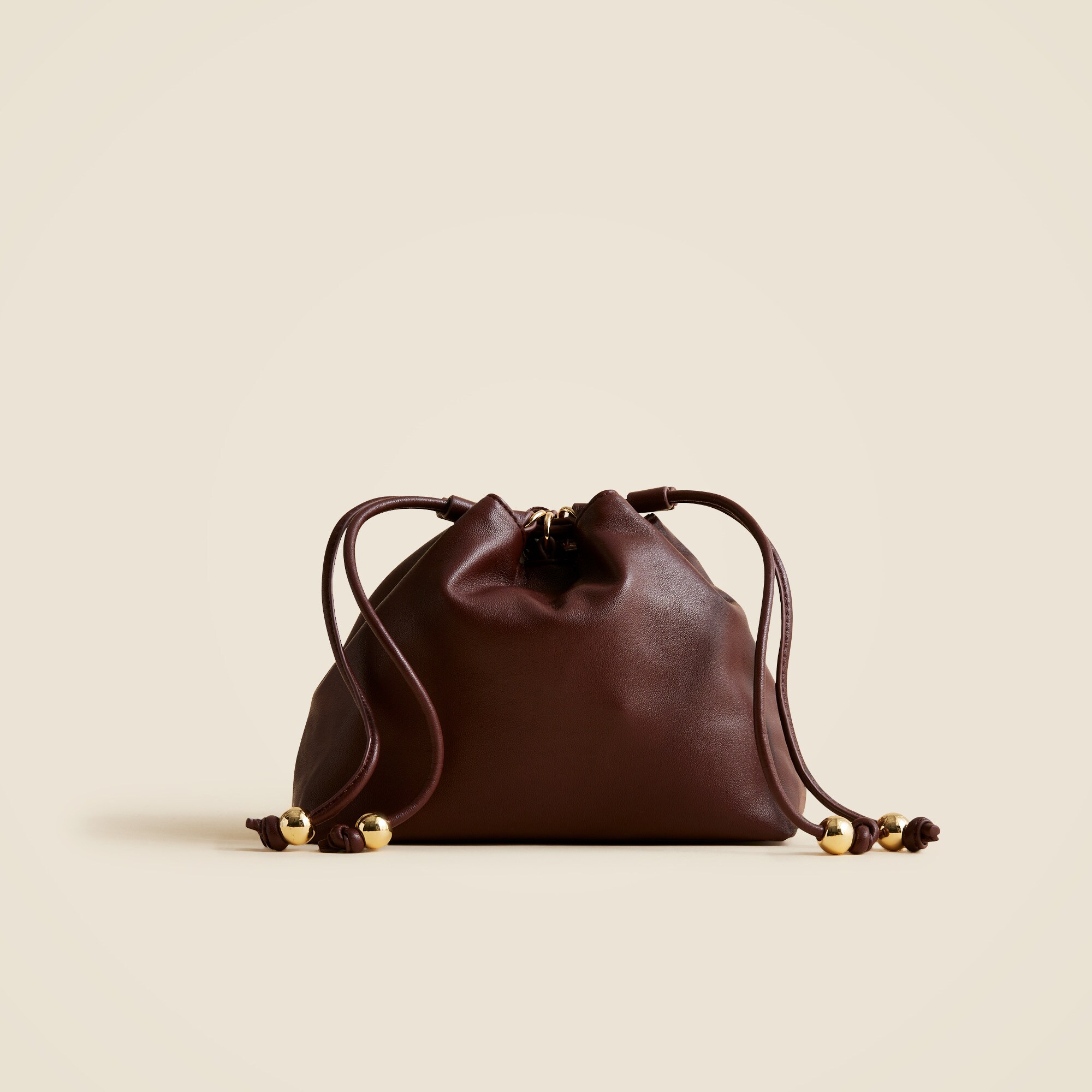 Drawstring pouch bag in leather