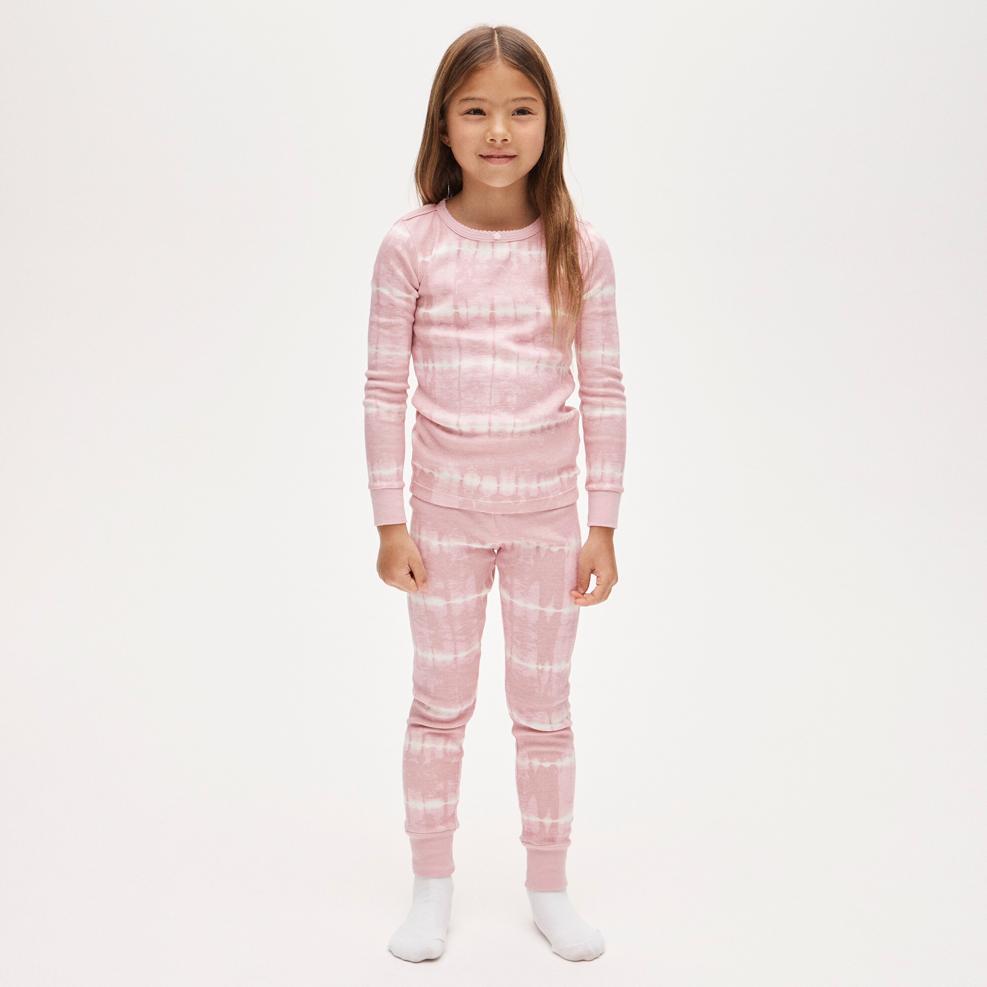  Kids' long-sleeve cotton pajama set in prints