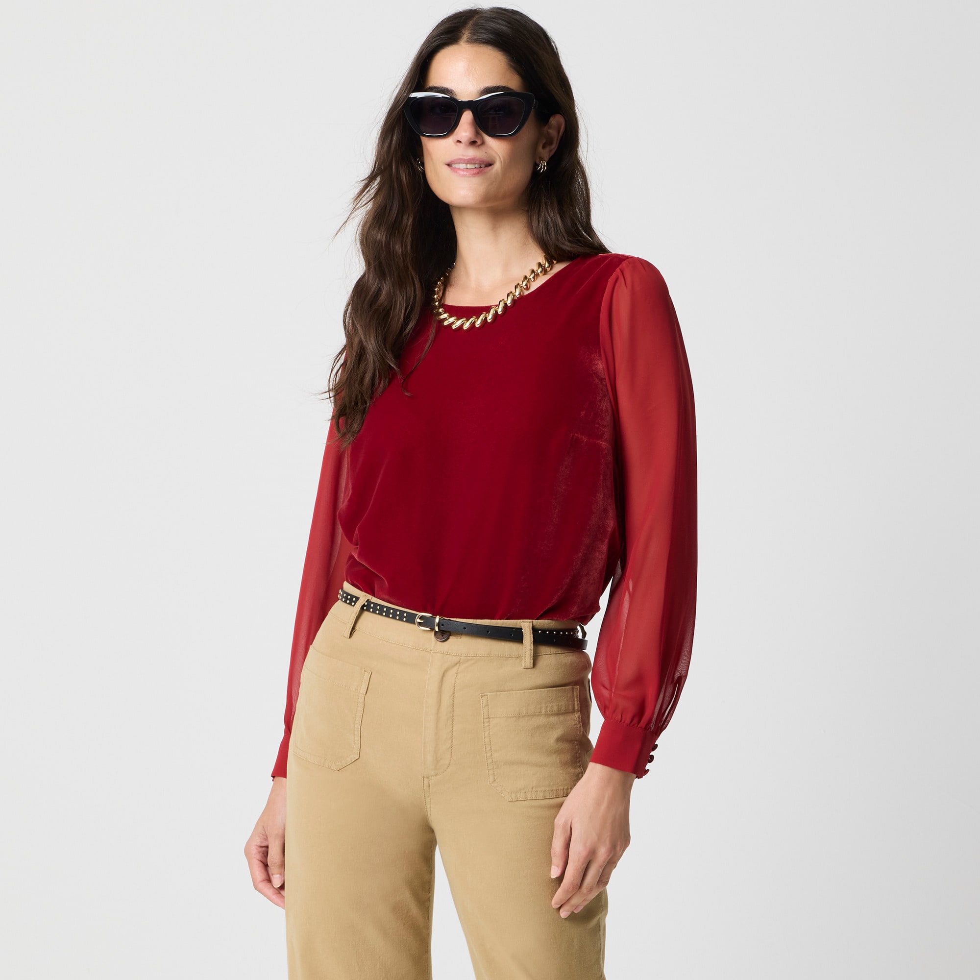  Velvet puff-sleeve top