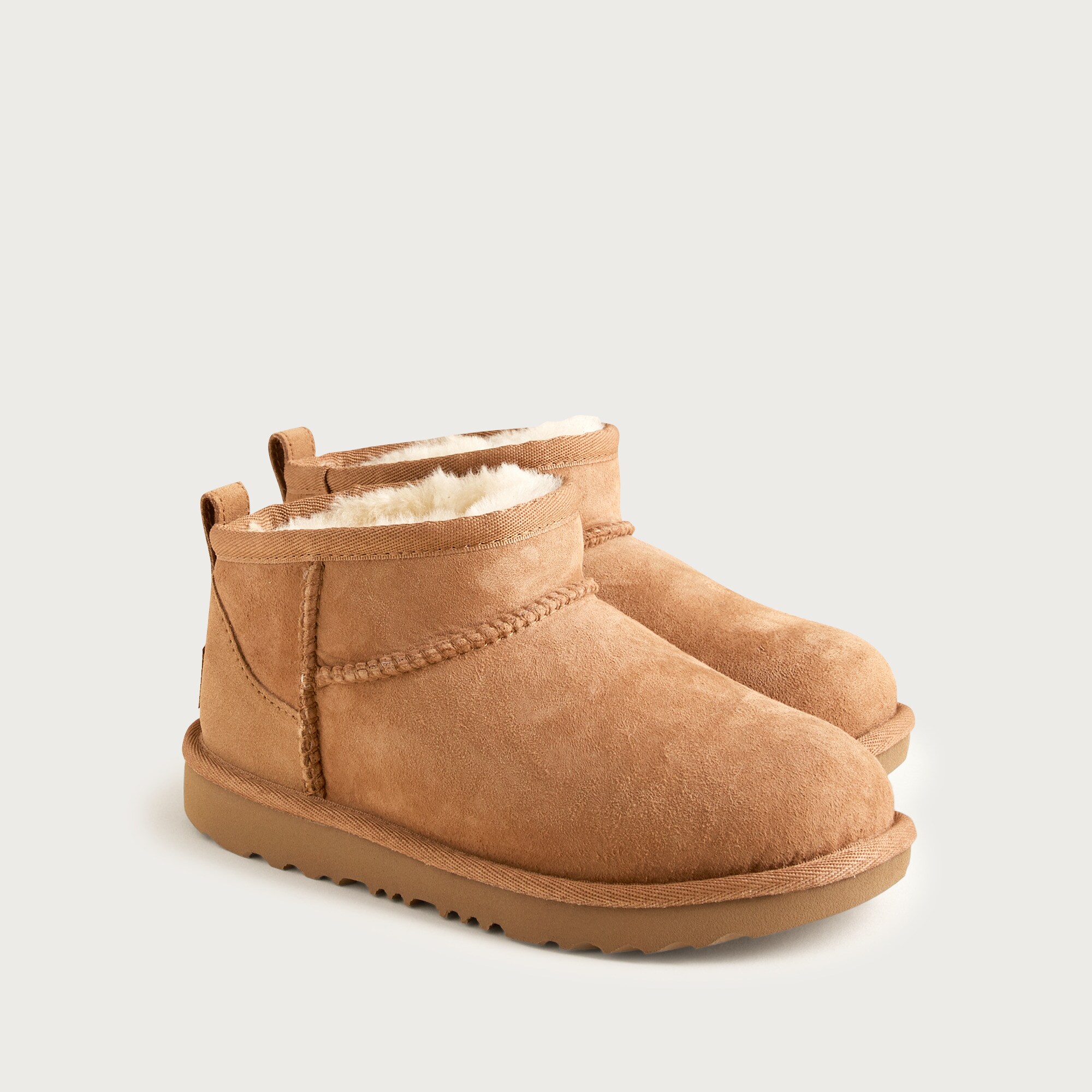 UGG Classic ultra mini 23㎝⭐️ UGG Classic Ultra Mini Booties | Neiman Marcus