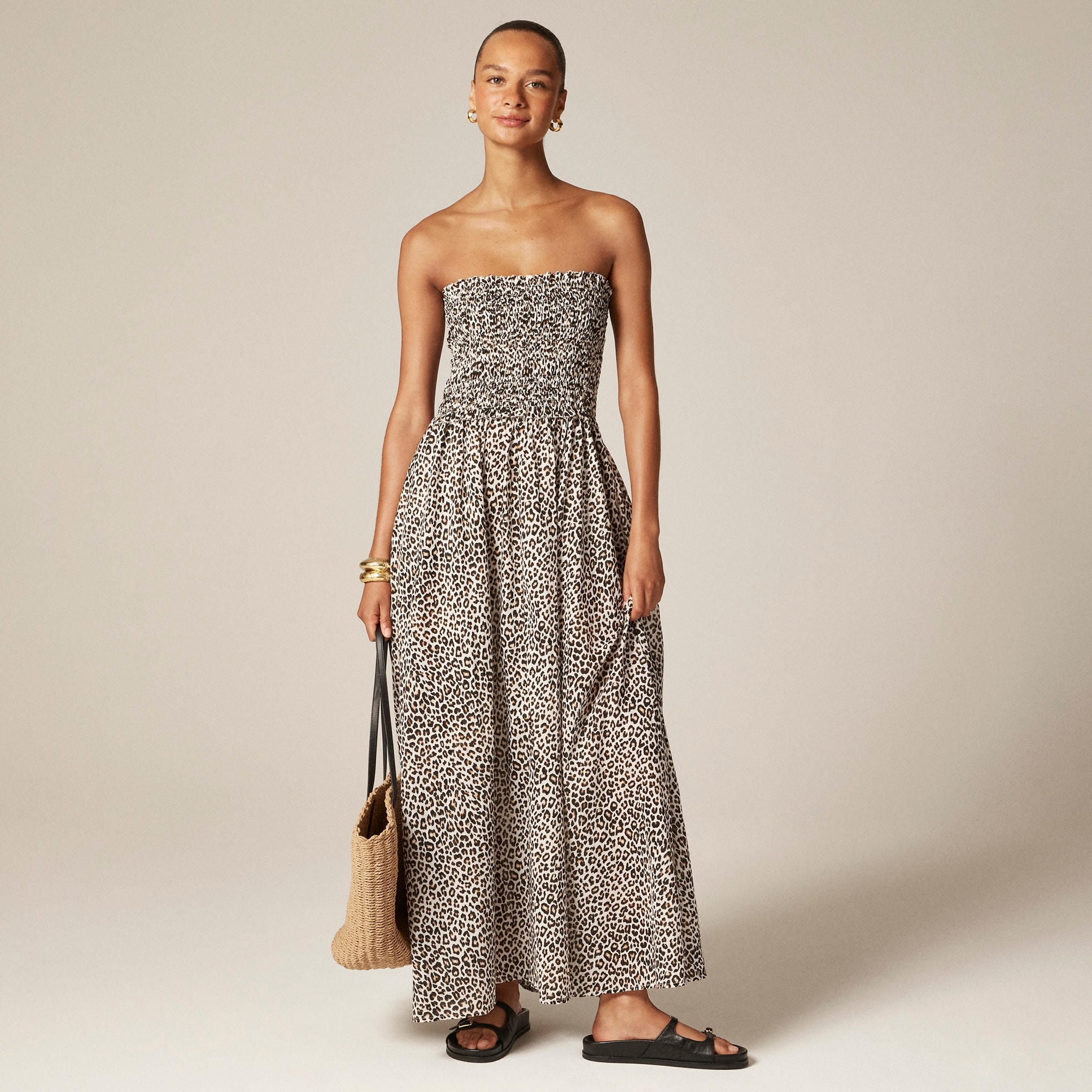  Smocked maxi dress in leopard print