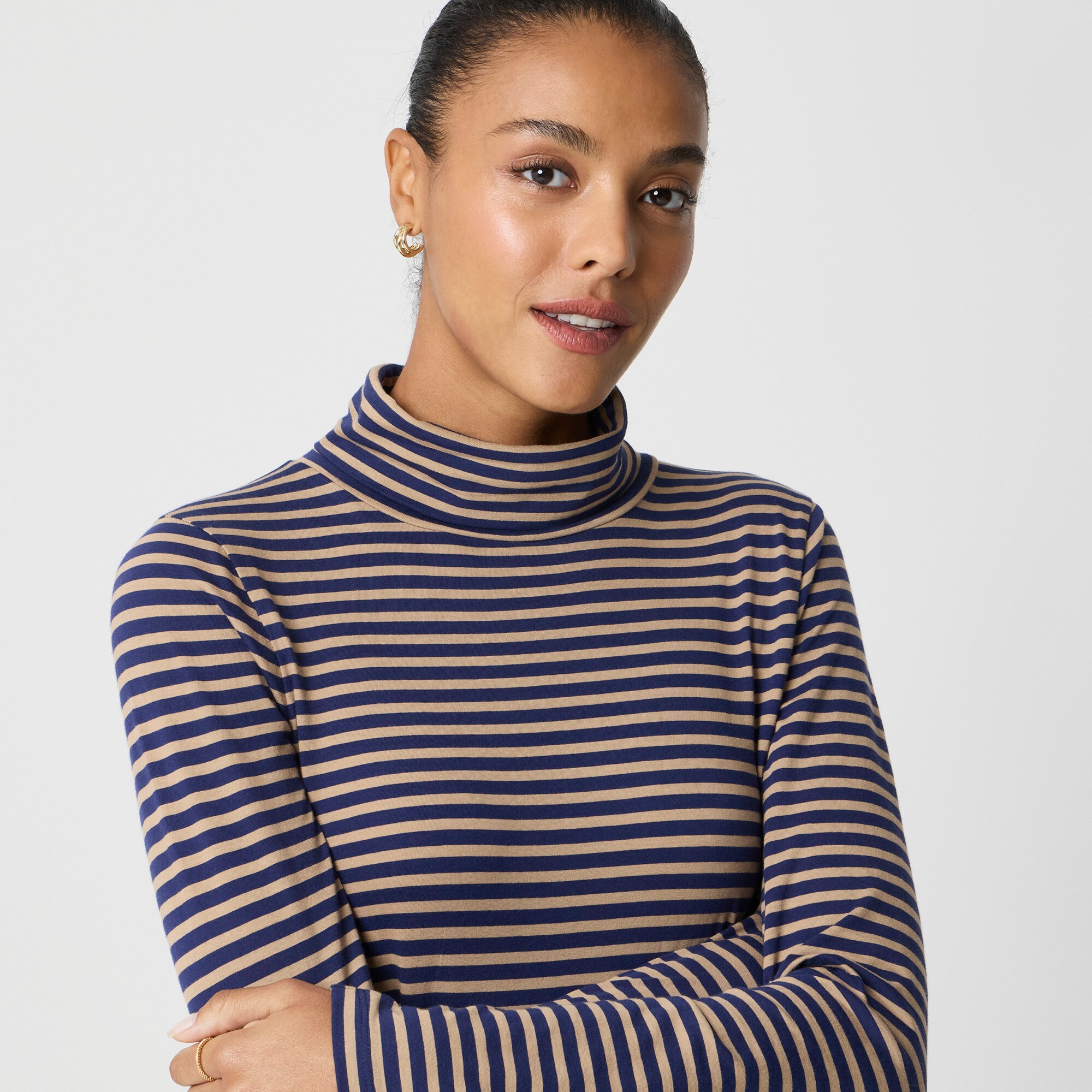 Striped tissue turtleneck