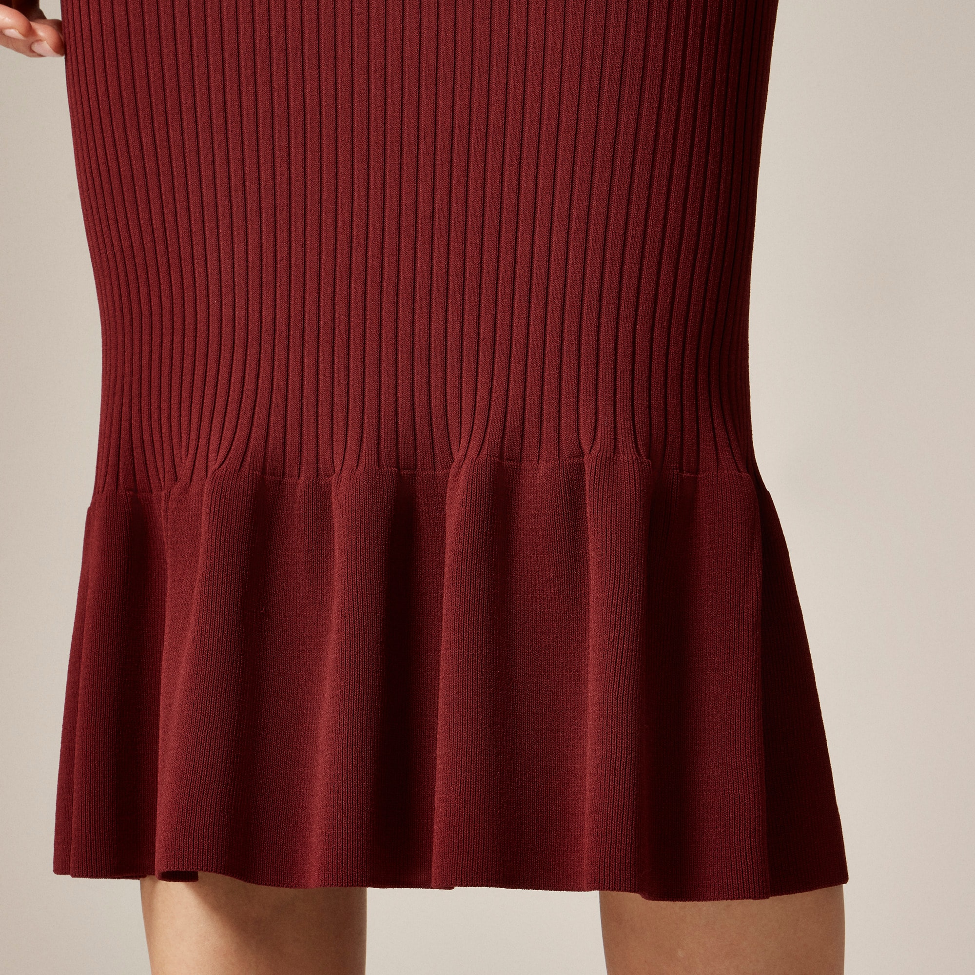 Super-stretch ruffle sweater-dress - image 3