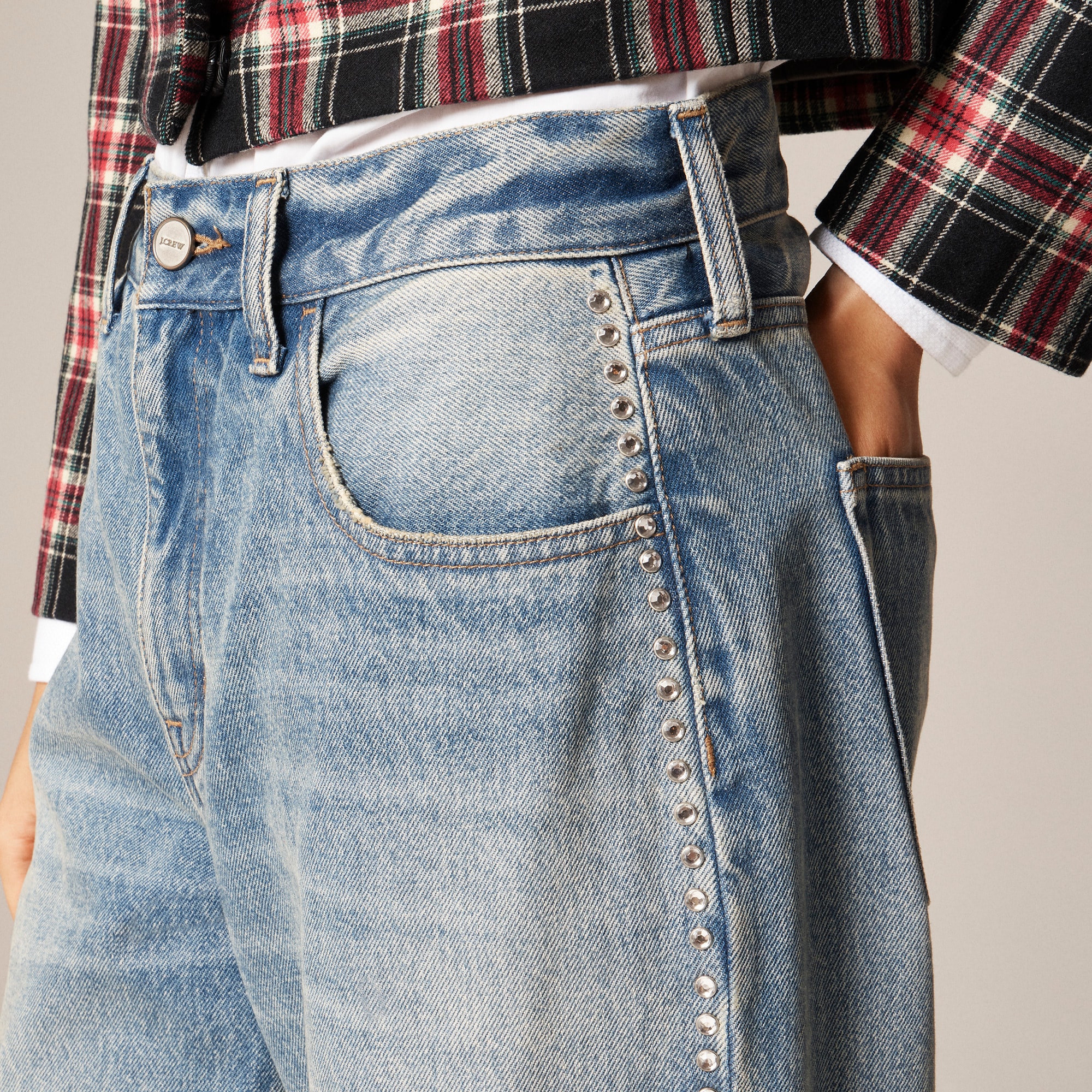 Slouchy jean with embellished side stripe - image 4