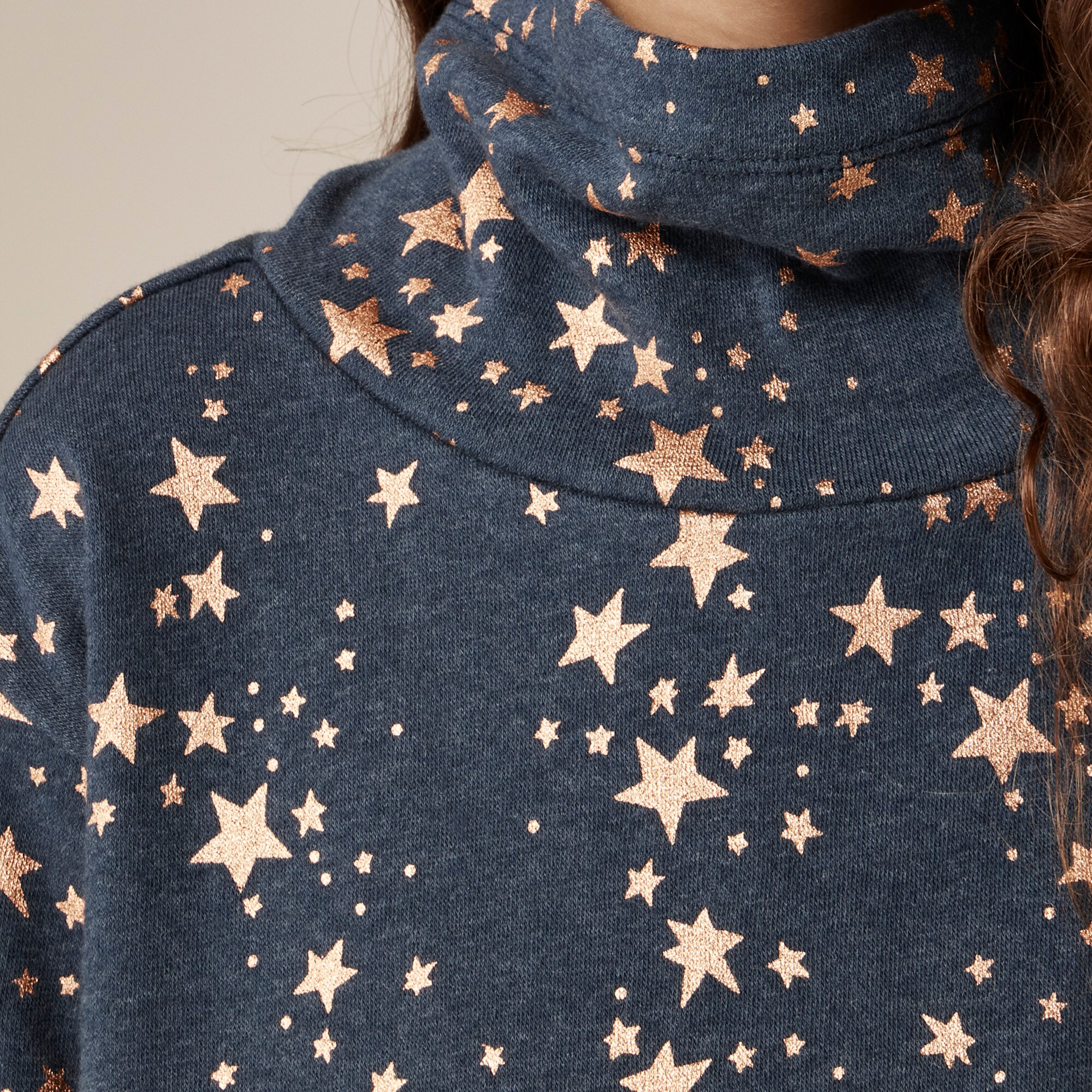 Girls' funnelneck tunic sweatshirt with stars